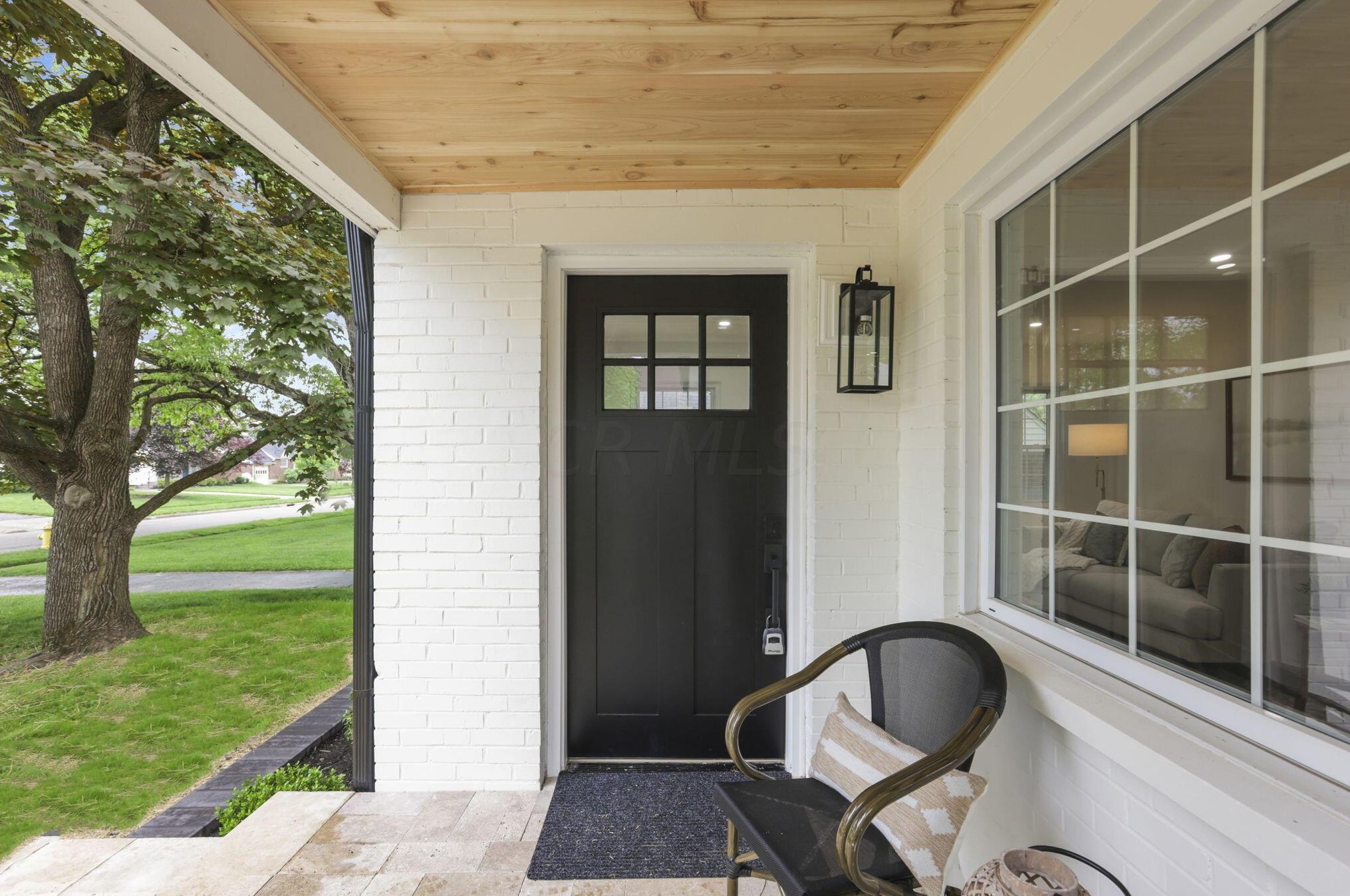 2056 Jervis Rd, Columbus OH  43221-2728 exterior