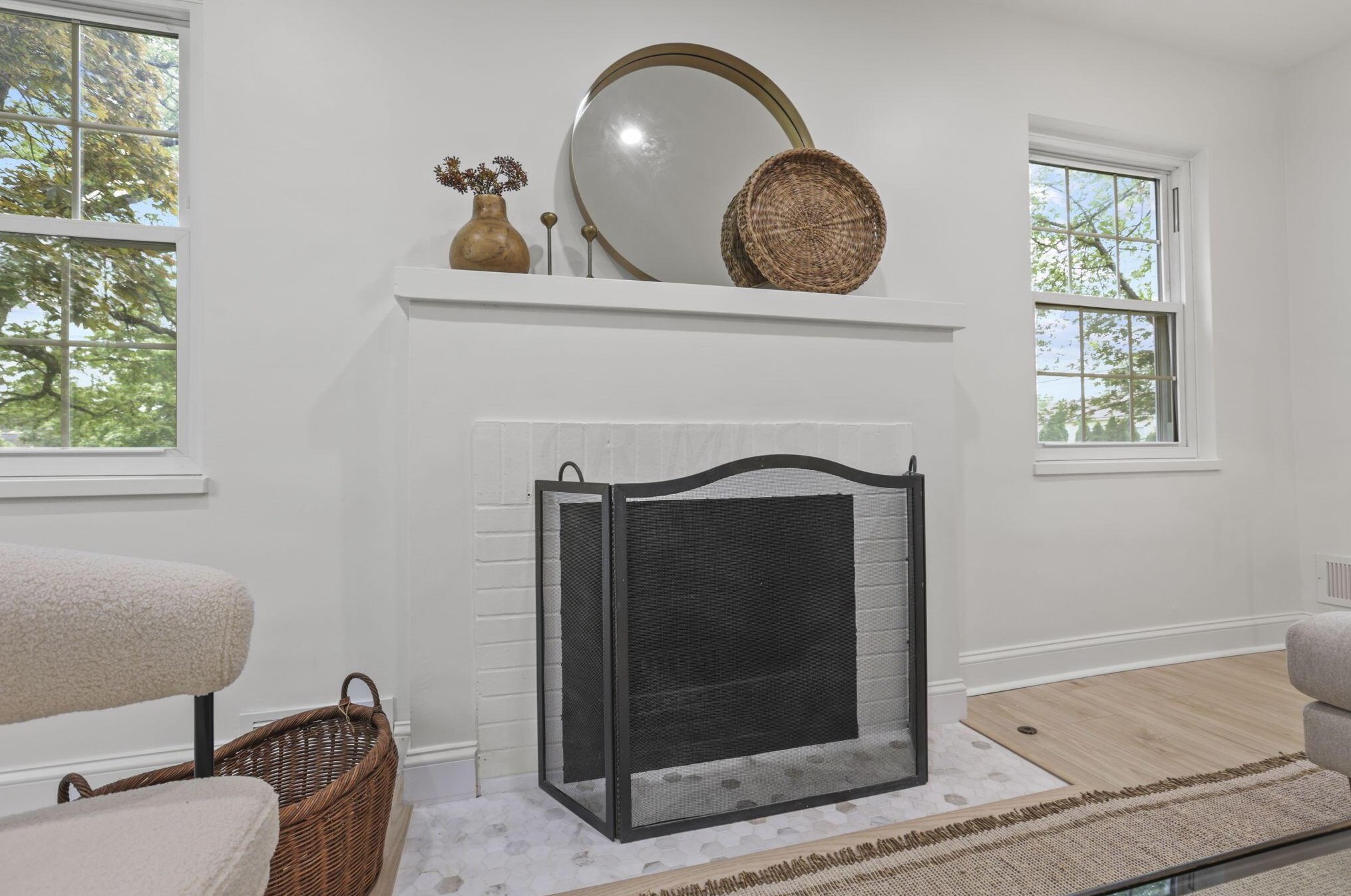 2056 Jervis Rd, Columbus OH  43221-2728 exterior