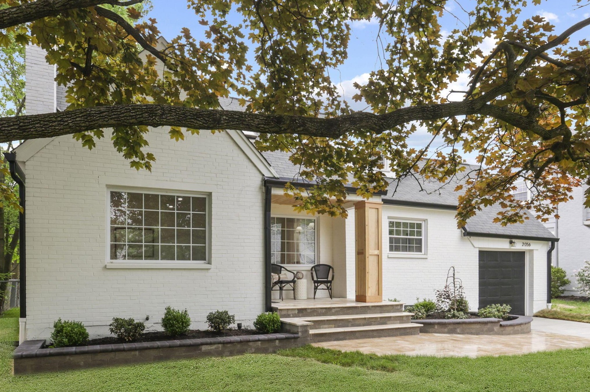 2056 Jervis Rd, Columbus OH  43221-2728 exterior