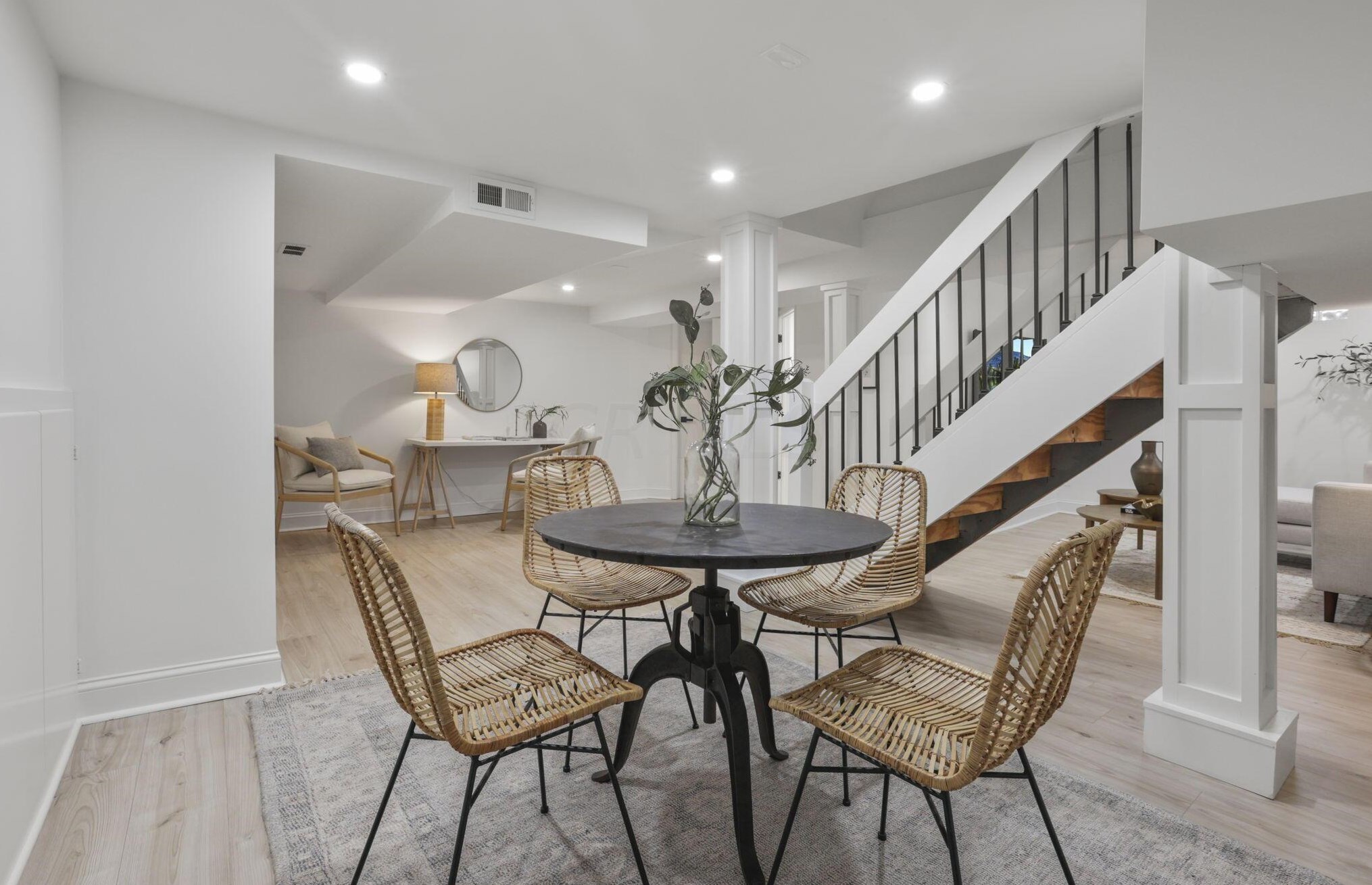 2056 Jervis Rd, Columbus OH  43221-2728 exterior