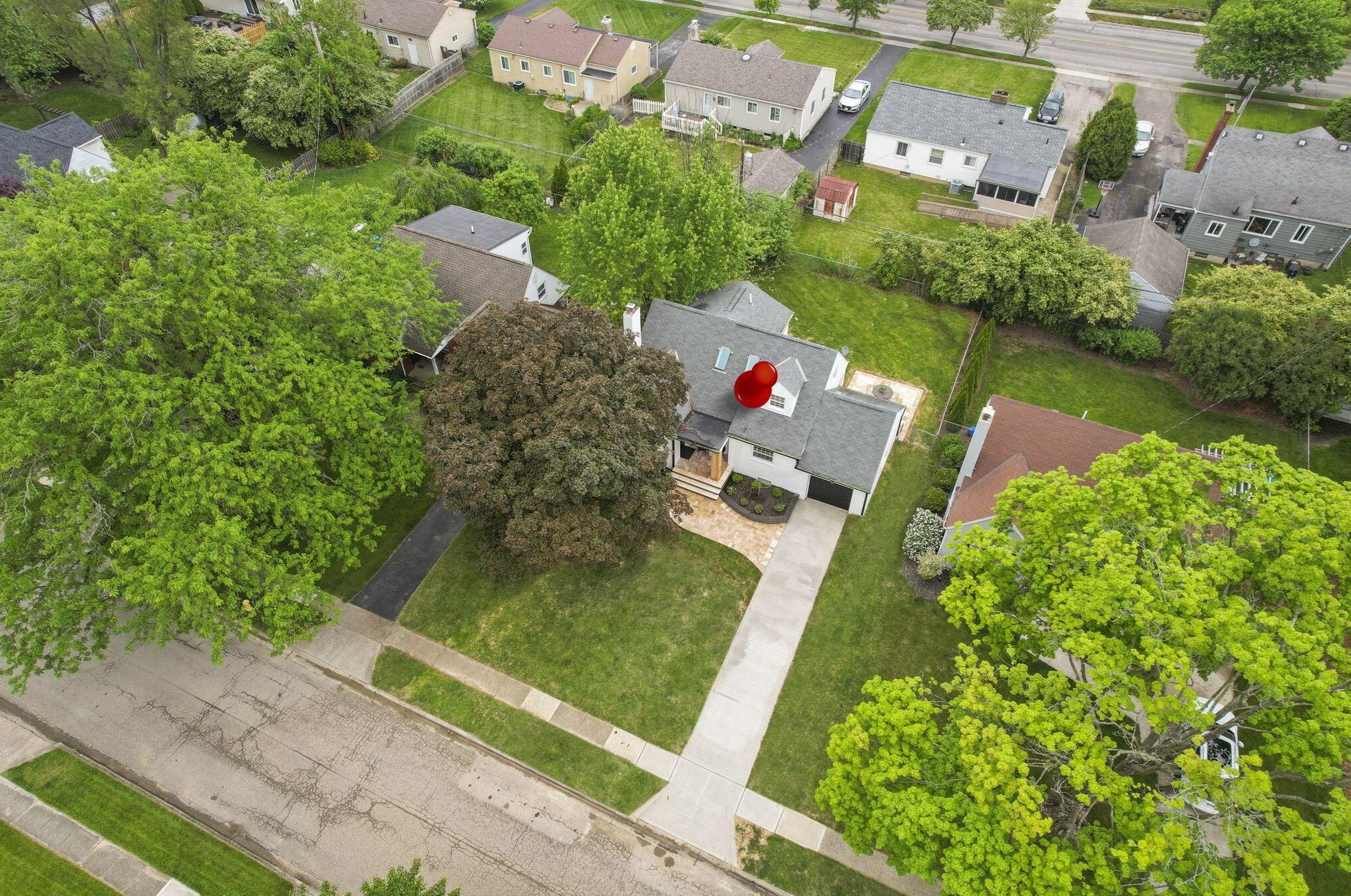 2056 Jervis Rd, Columbus OH  43221-2728 exterior