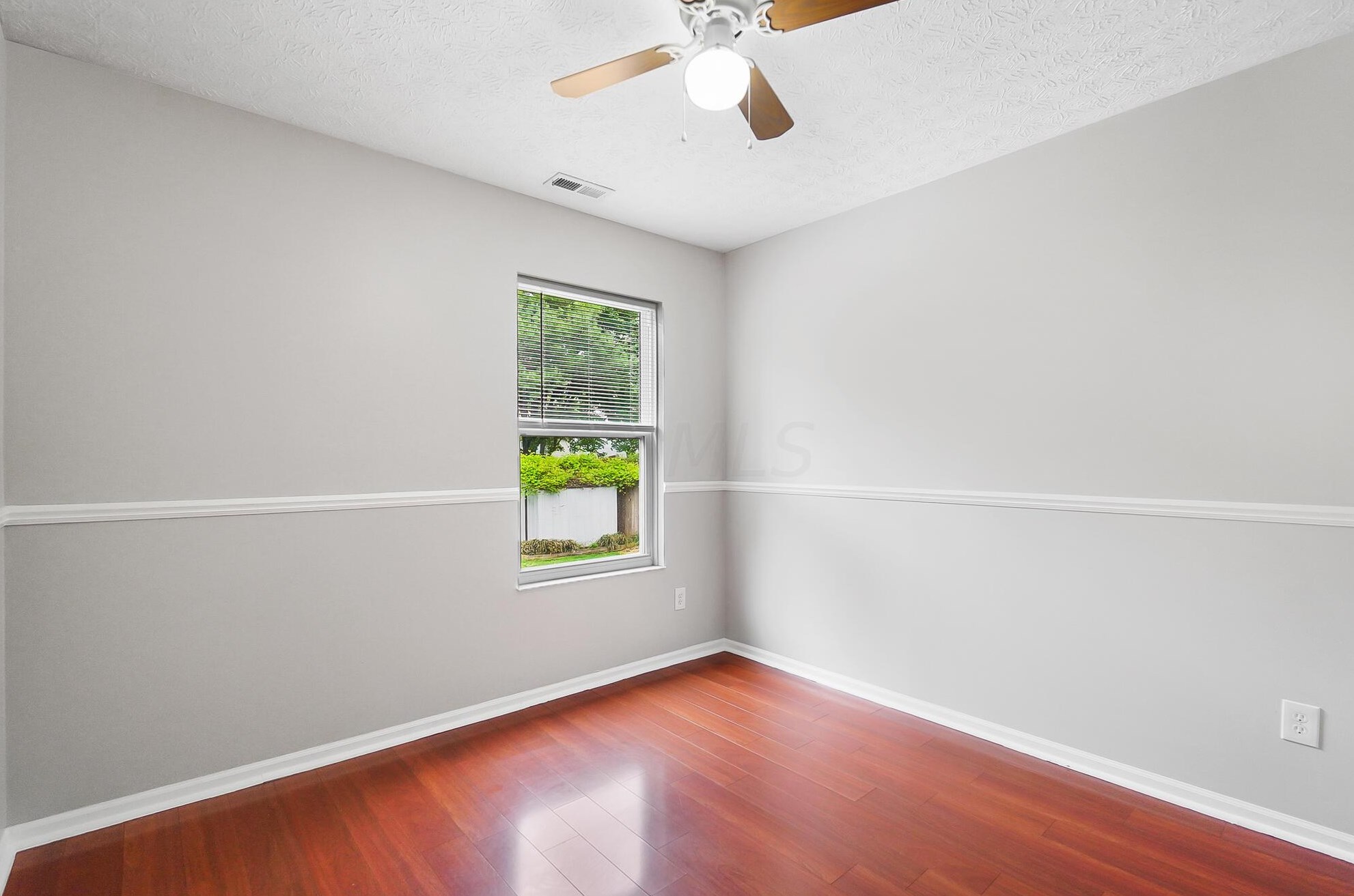 2338 Nottaway Ct, Darbydale OH  43123-1593 exterior