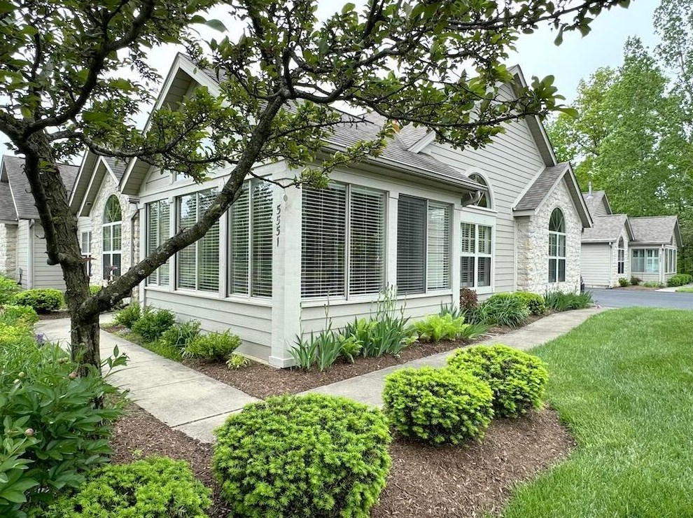 5551 Meadowood Ln, Westerville OH  43082-9463 exterior