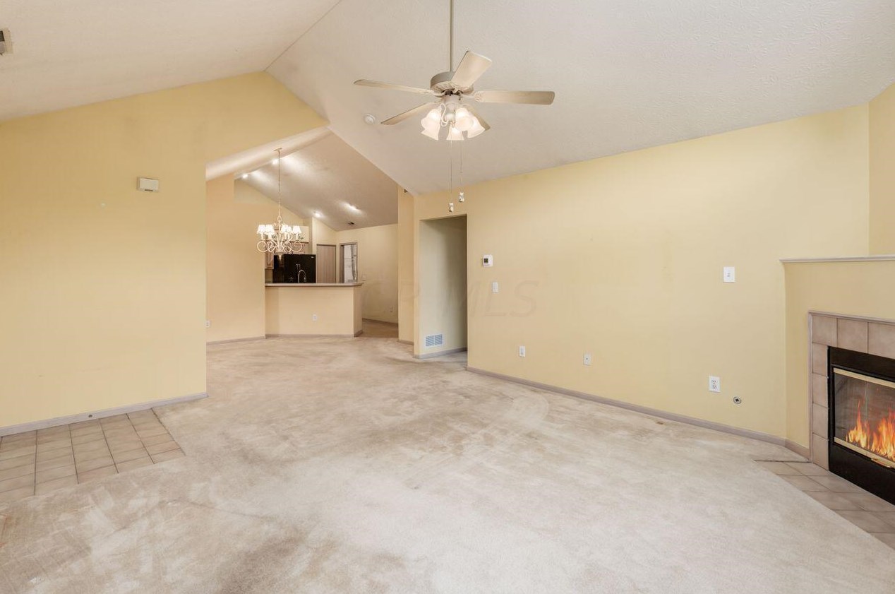 5551 Meadowood Ln, Westerville OH  43082-9463 exterior