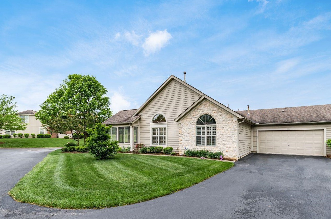 5551 Meadowood Ln, Westerville OH  43082-9463 exterior