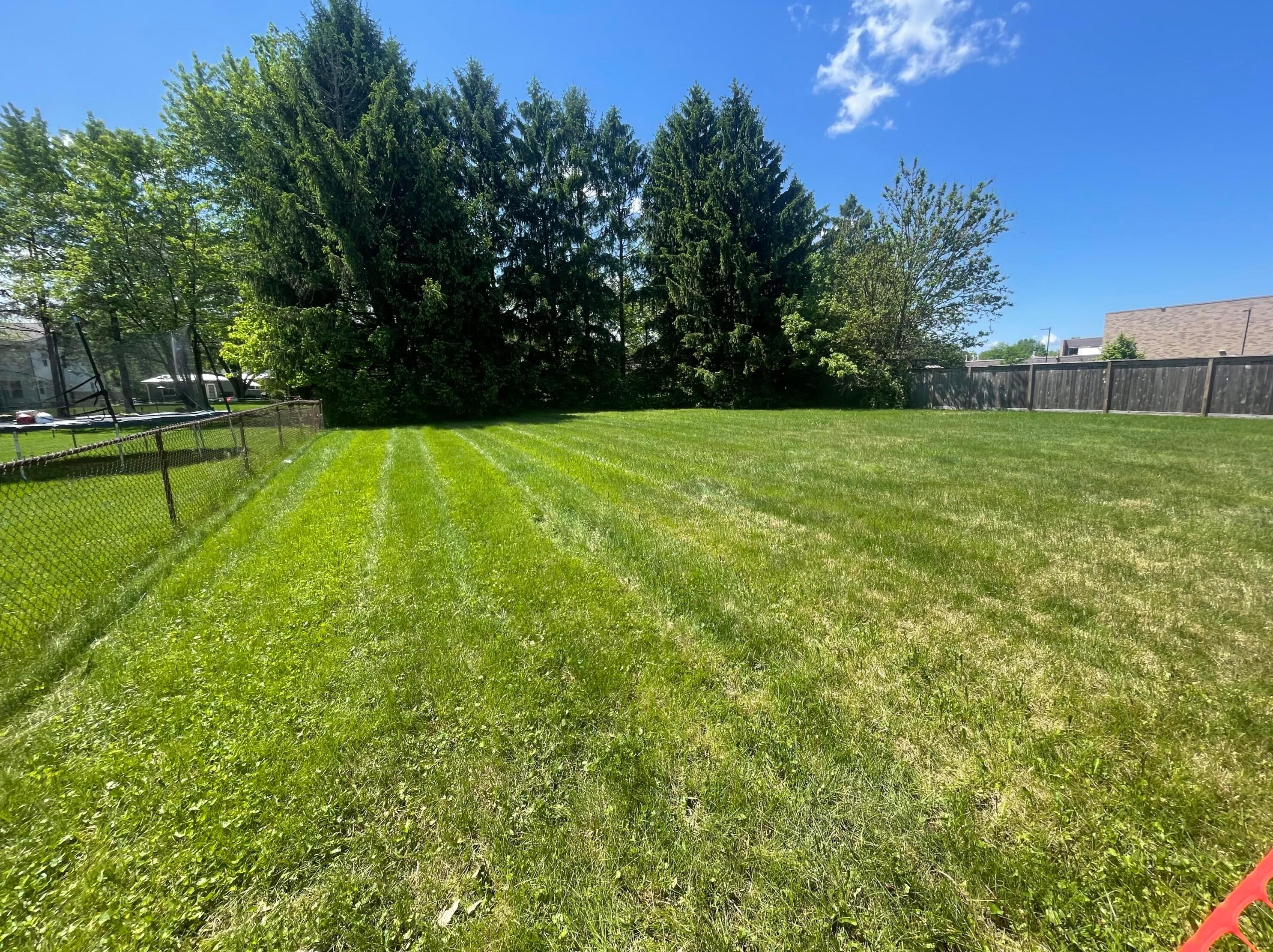 2363 Wickliffe Rd, Columbus OH 43221-1838 exterior