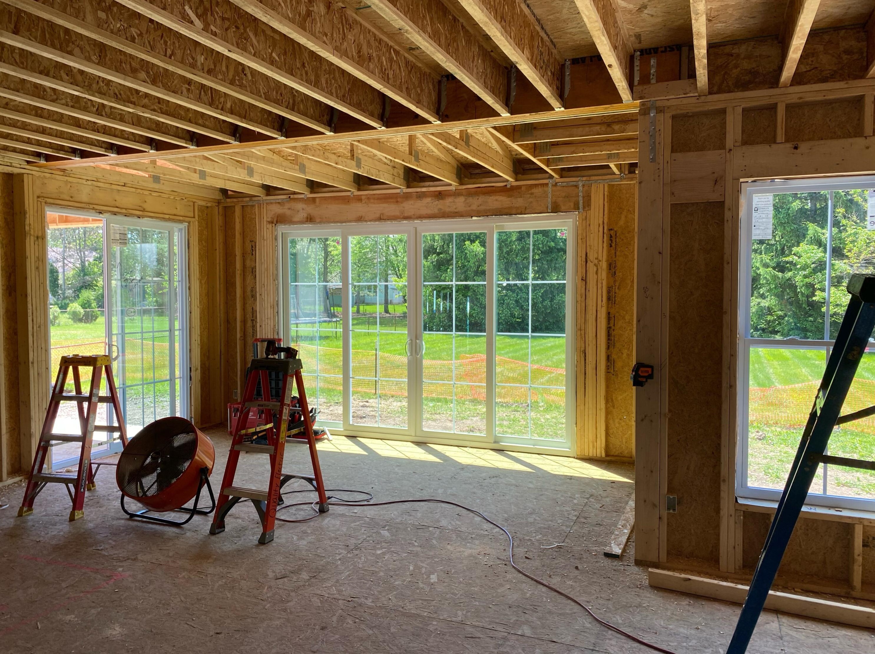 2363 Wickliffe Rd, Columbus OH 43221-1838 exterior