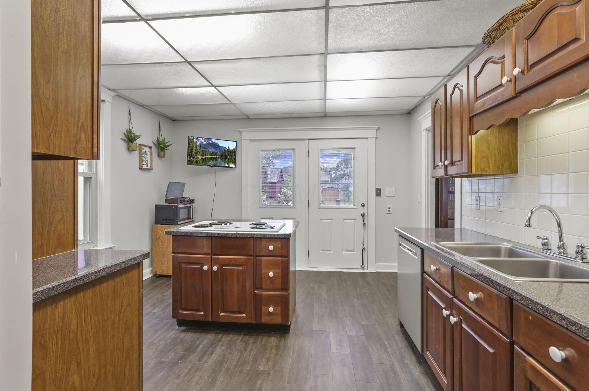 406 King St, Lancaster OH 43130-3161 exterior