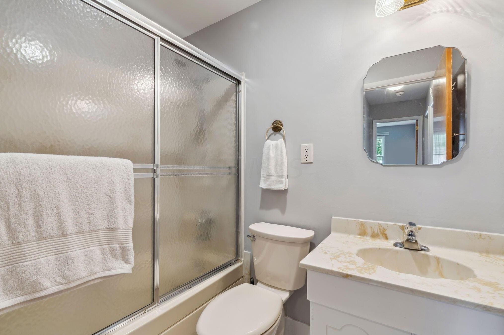 4168 Gavin Ln, Columbus OH  43220-4426 exterior