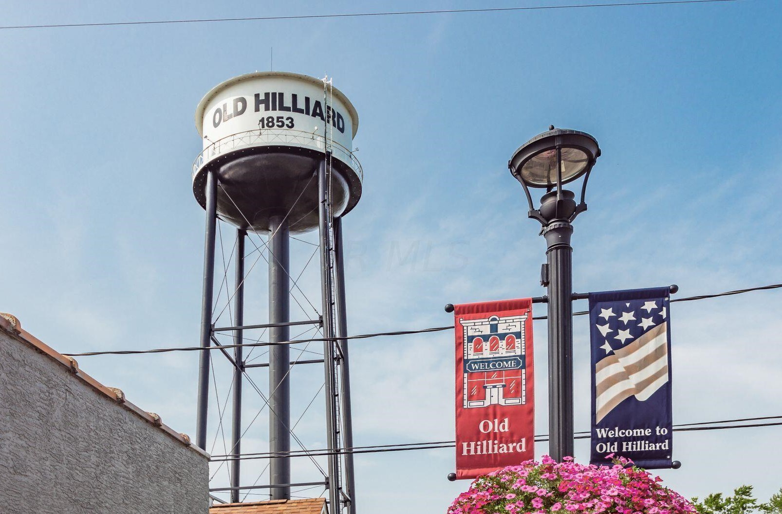 5377 Morning Dr, Hilliard OH  43026-1057 exterior