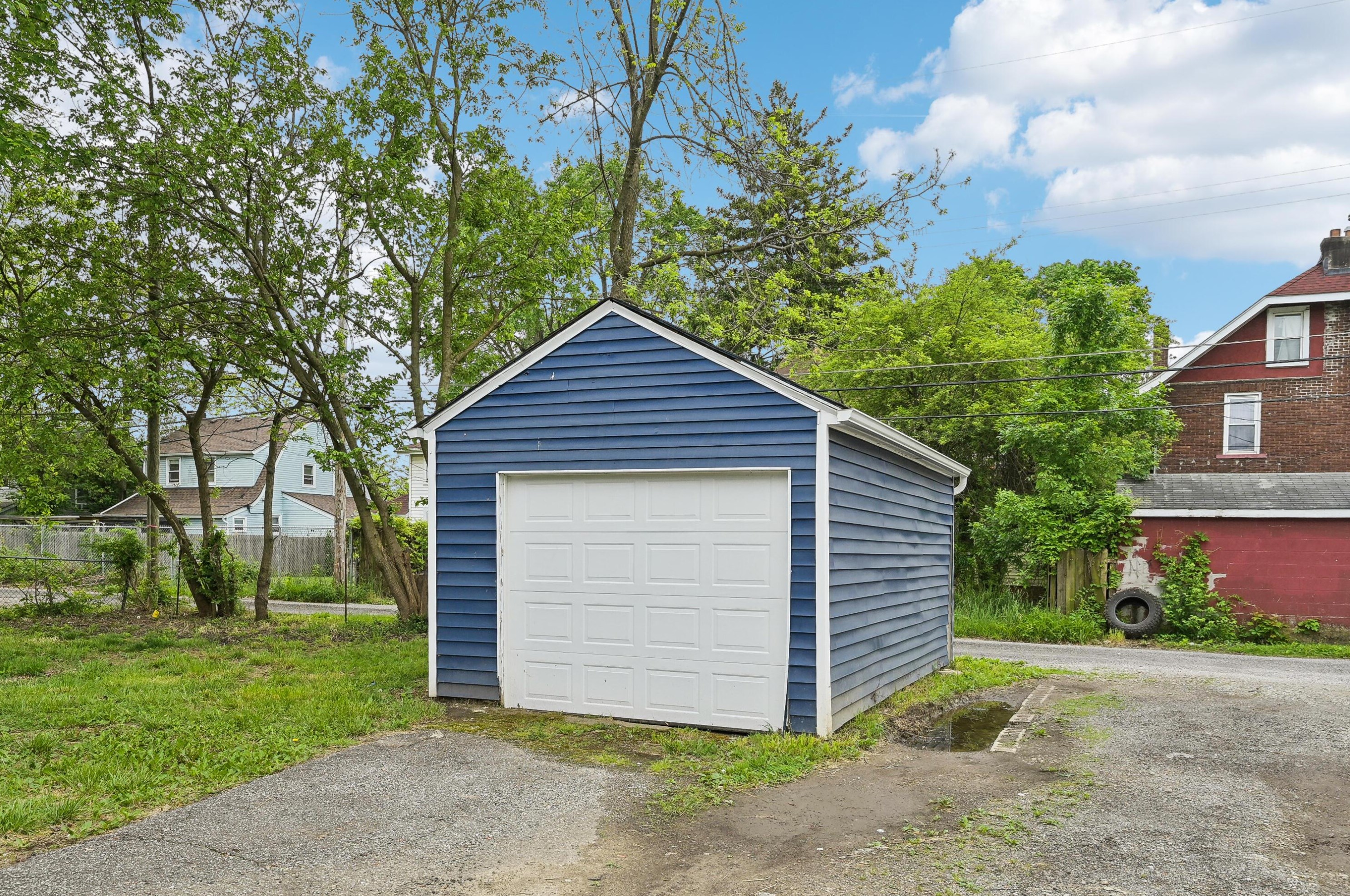 1519 Hudson St, Columbus OH 43202-2612 exterior