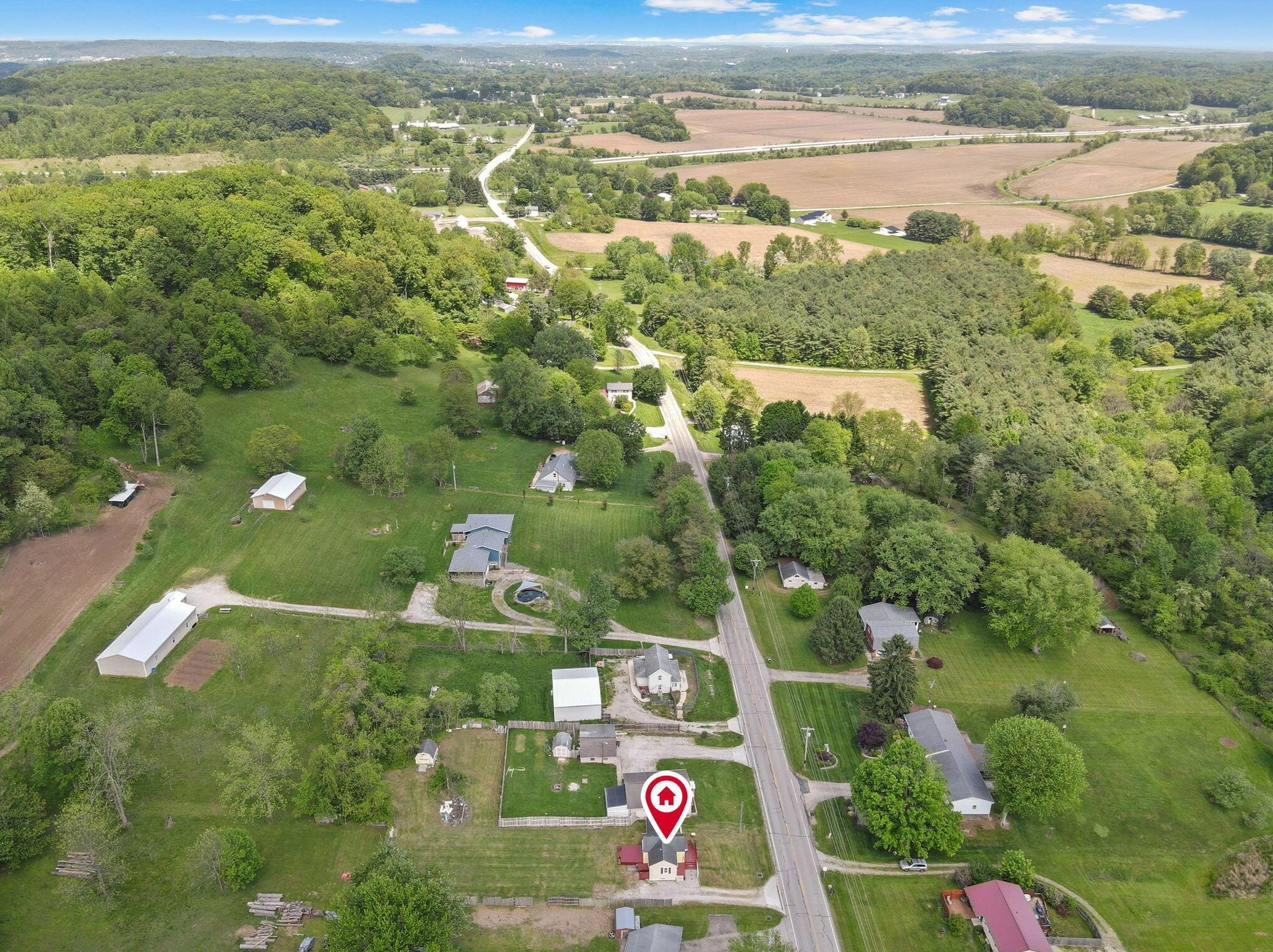 2100 Hamburg Rd, Lancaster OH 43130-8681 exterior