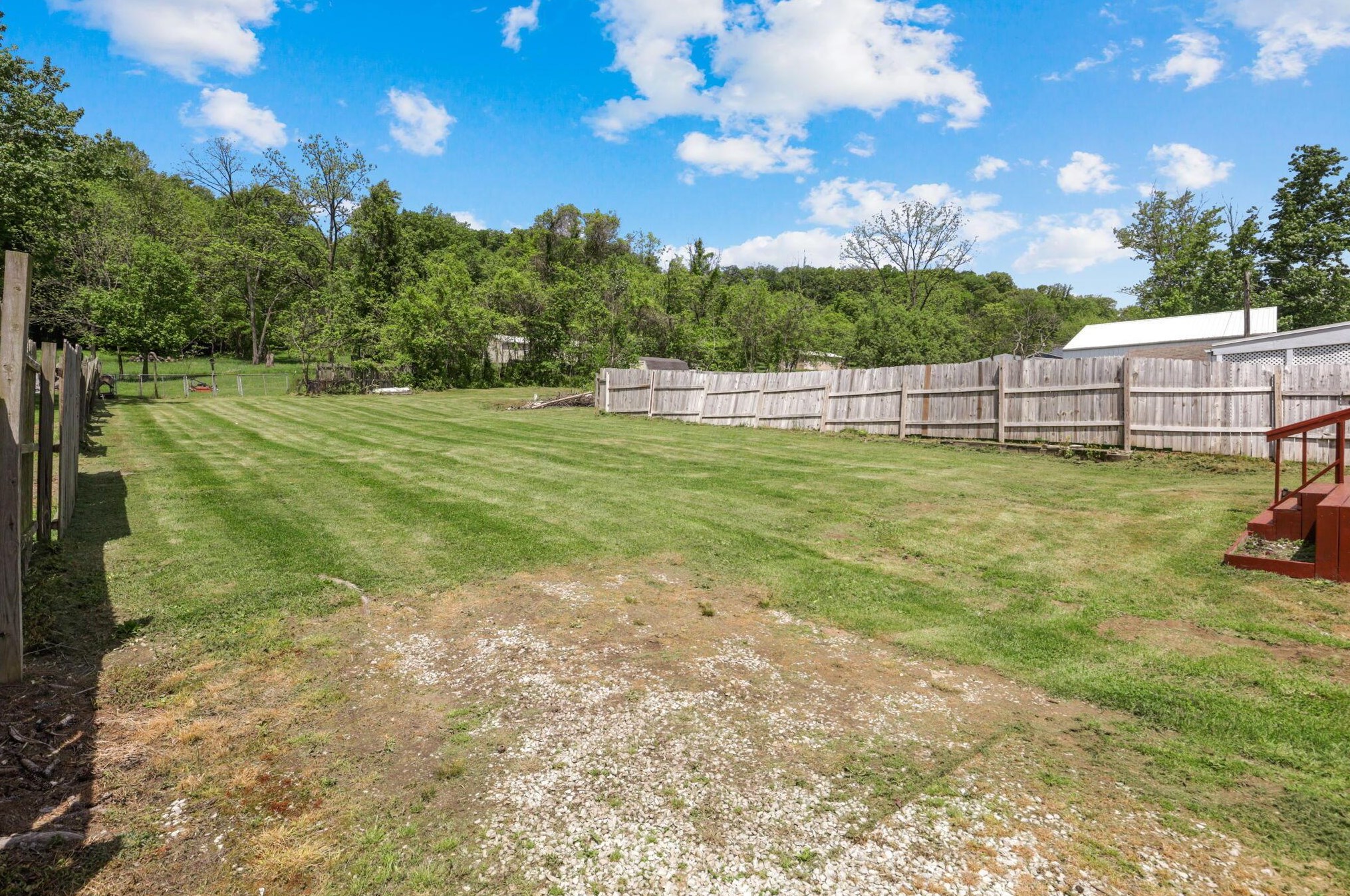 2100 Hamburg Rd, Lancaster OH 43130-8681 exterior