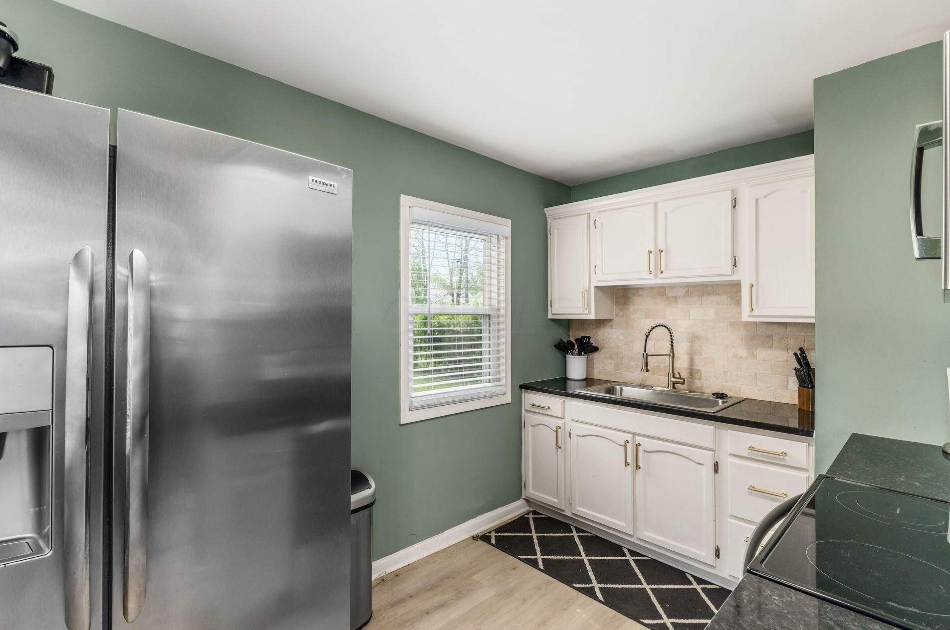 2260 Howey Rd, Columbus OH 43211-2042 exterior