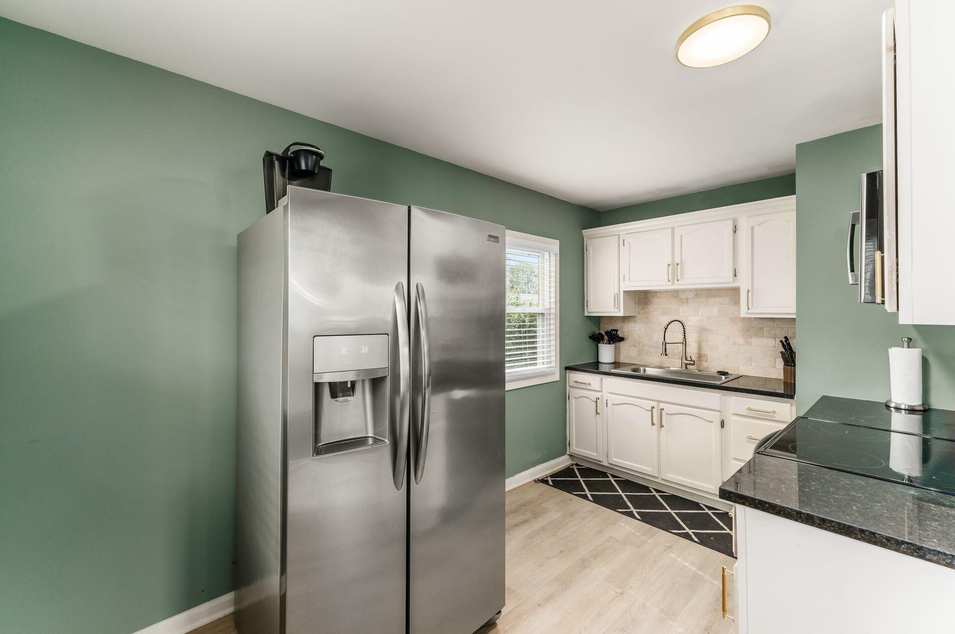 2260 Howey Rd, Columbus OH 43211-2042 exterior