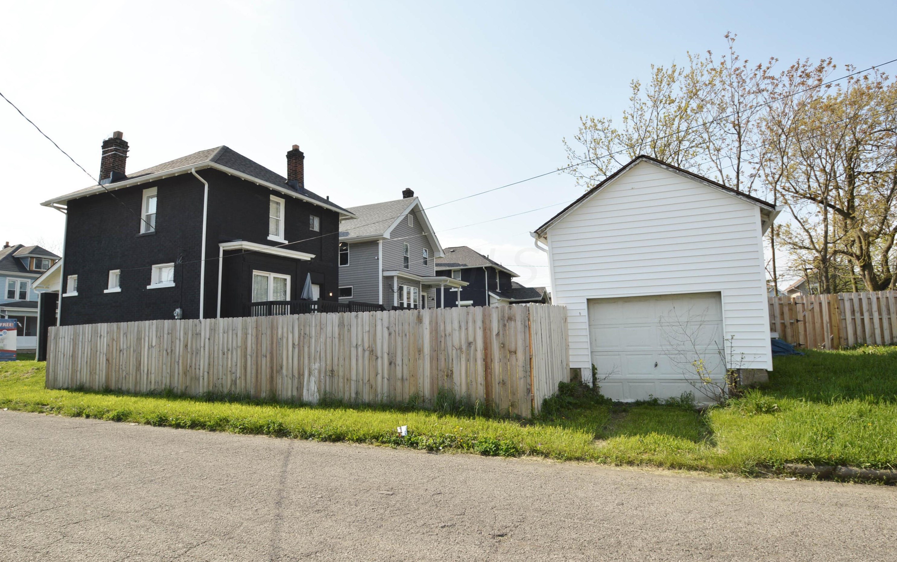 999 22 St, Columbus OH 43206-3009 exterior