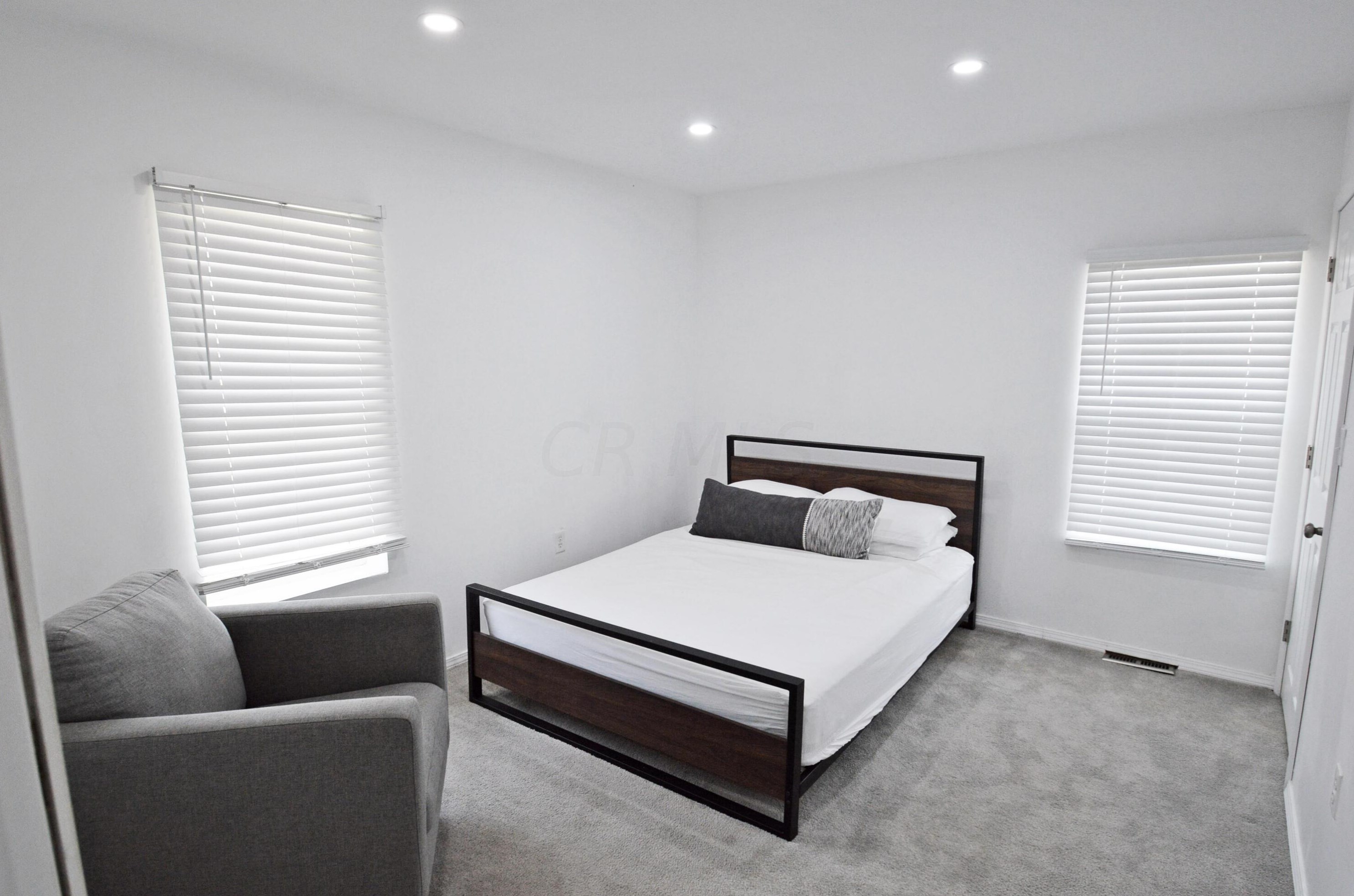 999 22 St, Columbus OH 43206-3009 exterior