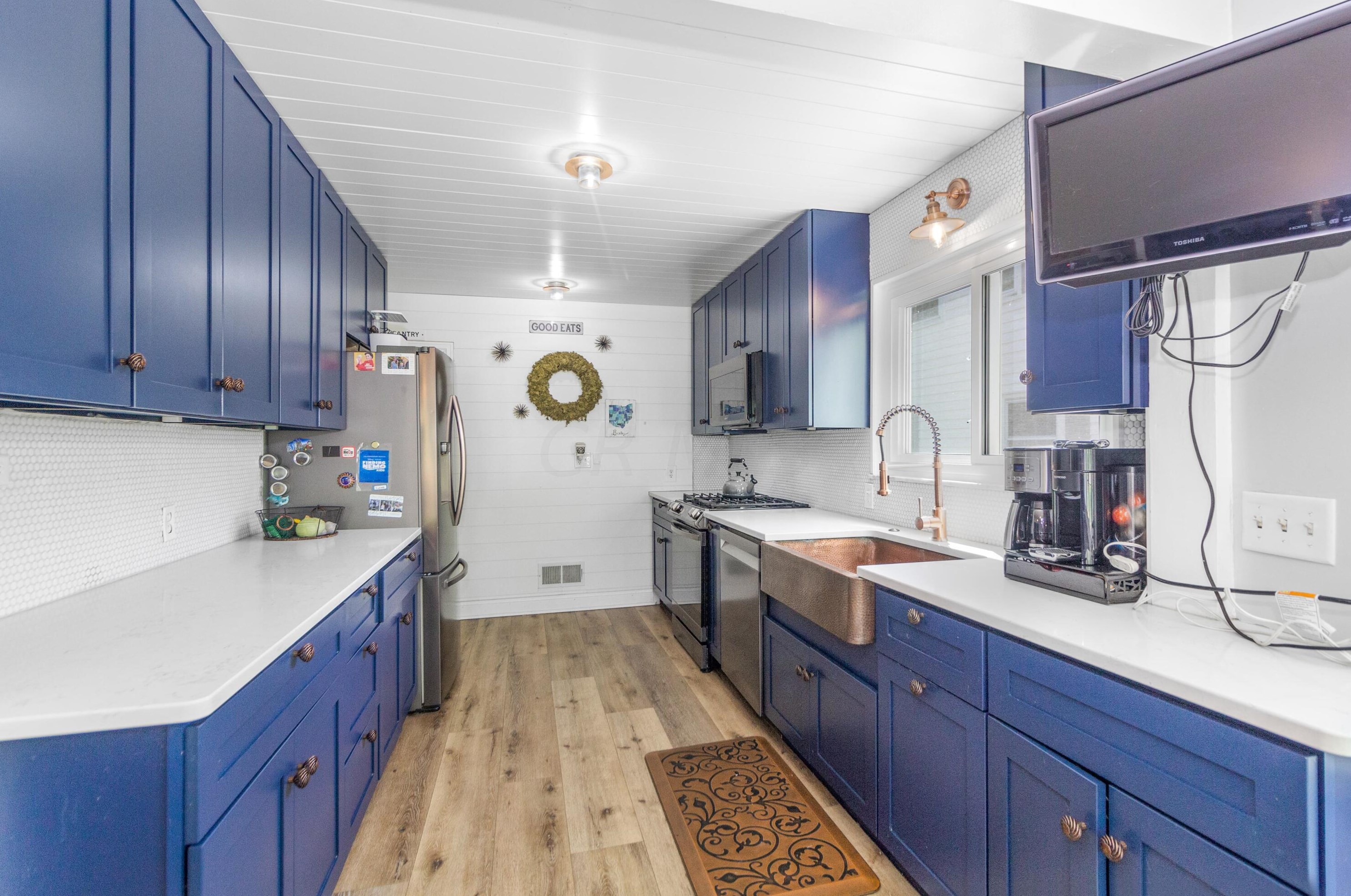 185 Roosevelt Ave, Columbus OH  43209-1870 exterior