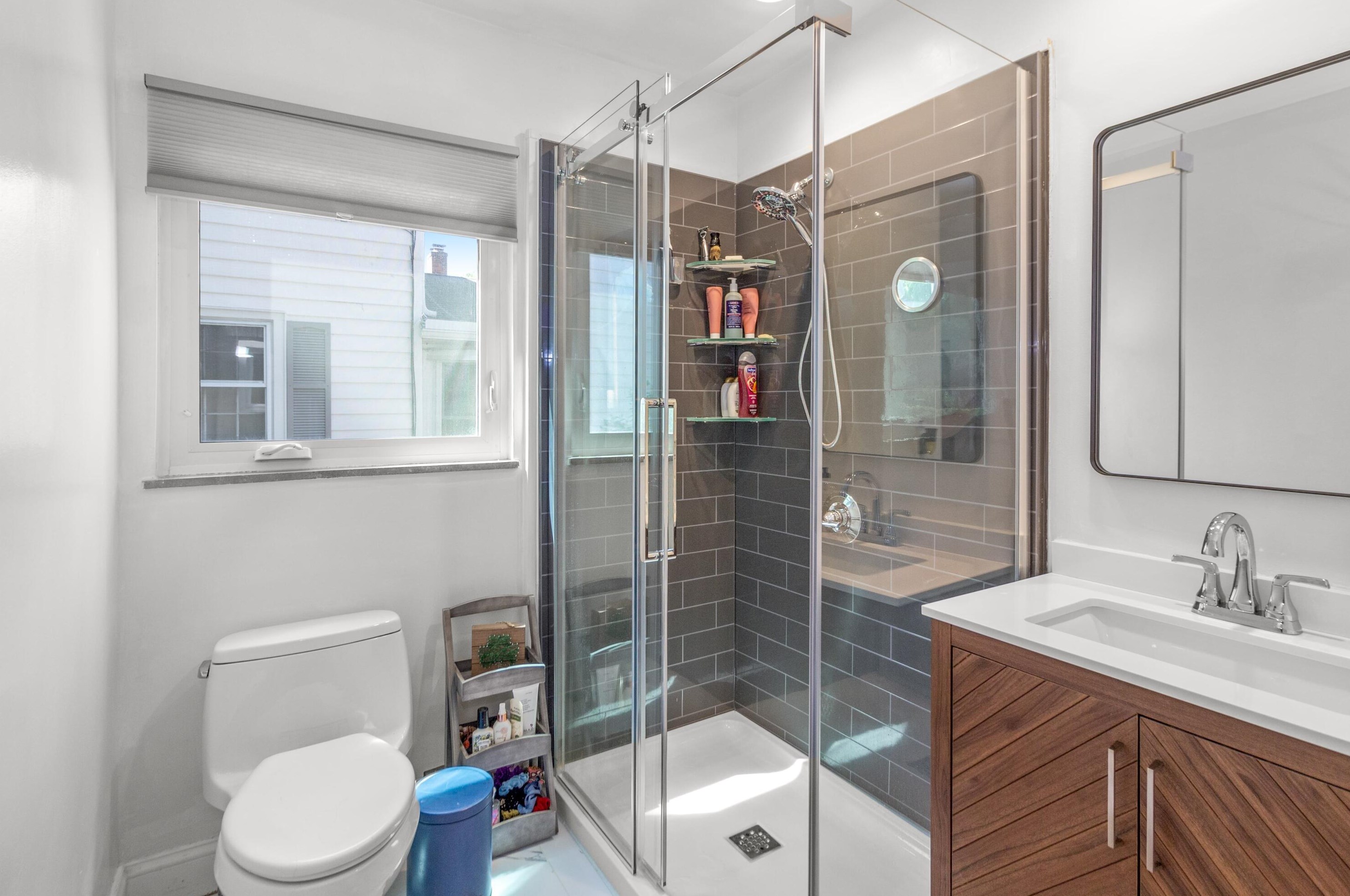 185 Roosevelt Ave, Columbus OH  43209-1870 exterior