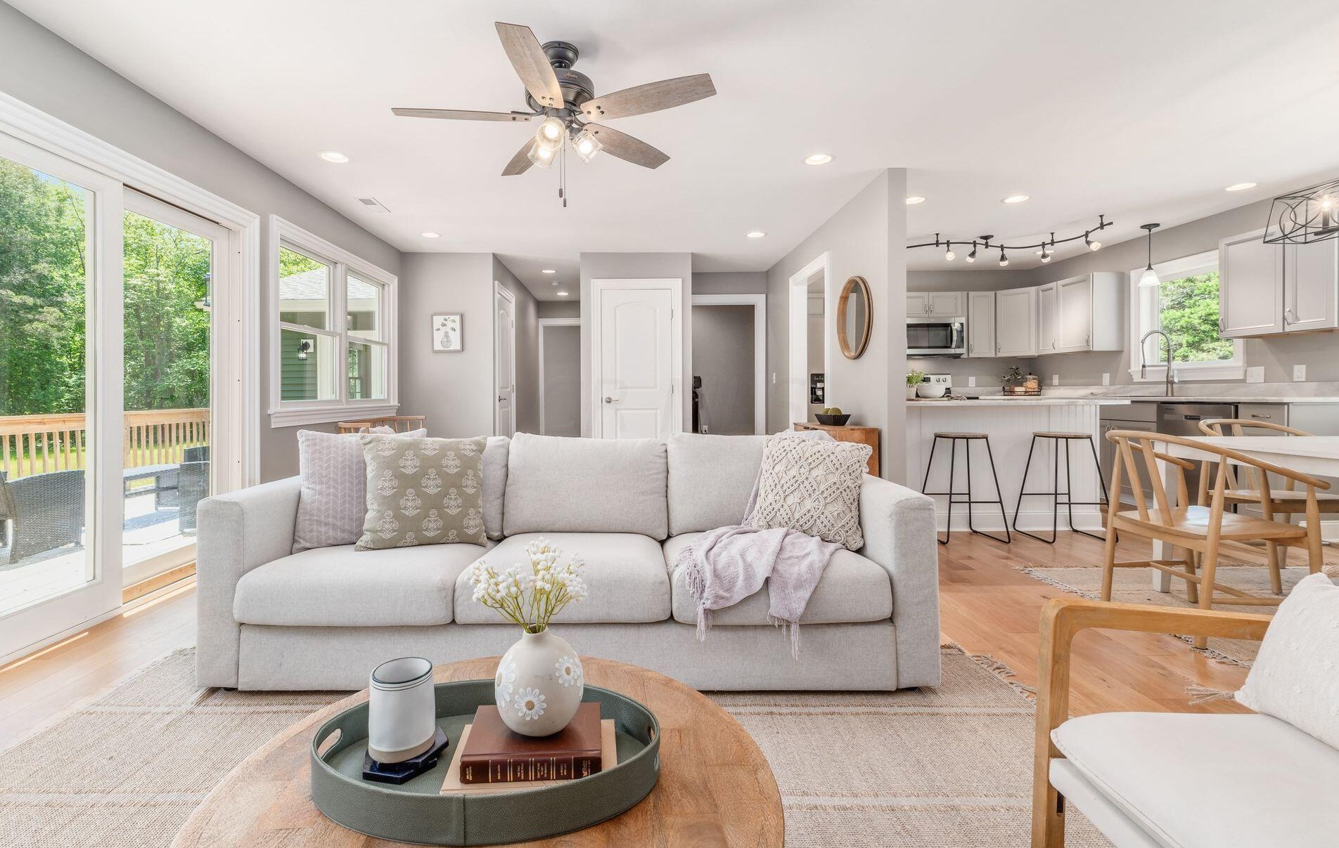 7195 Lancaster Rd, Hebron OH 43025-9777 exterior