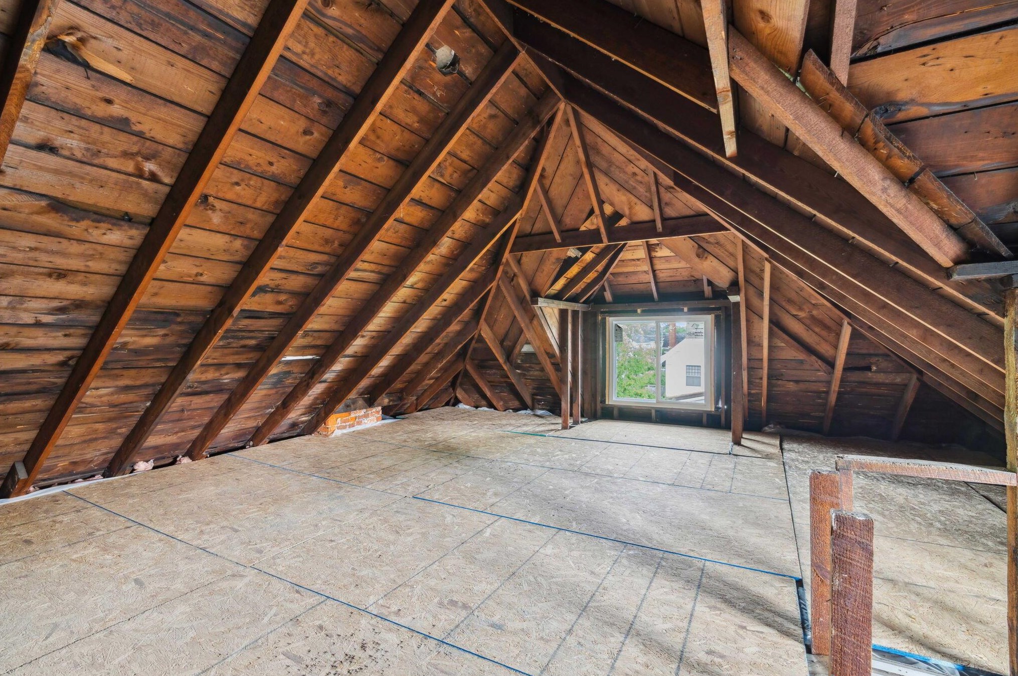 224 Crestview Rd, Columbus OH  43202-2208 exterior