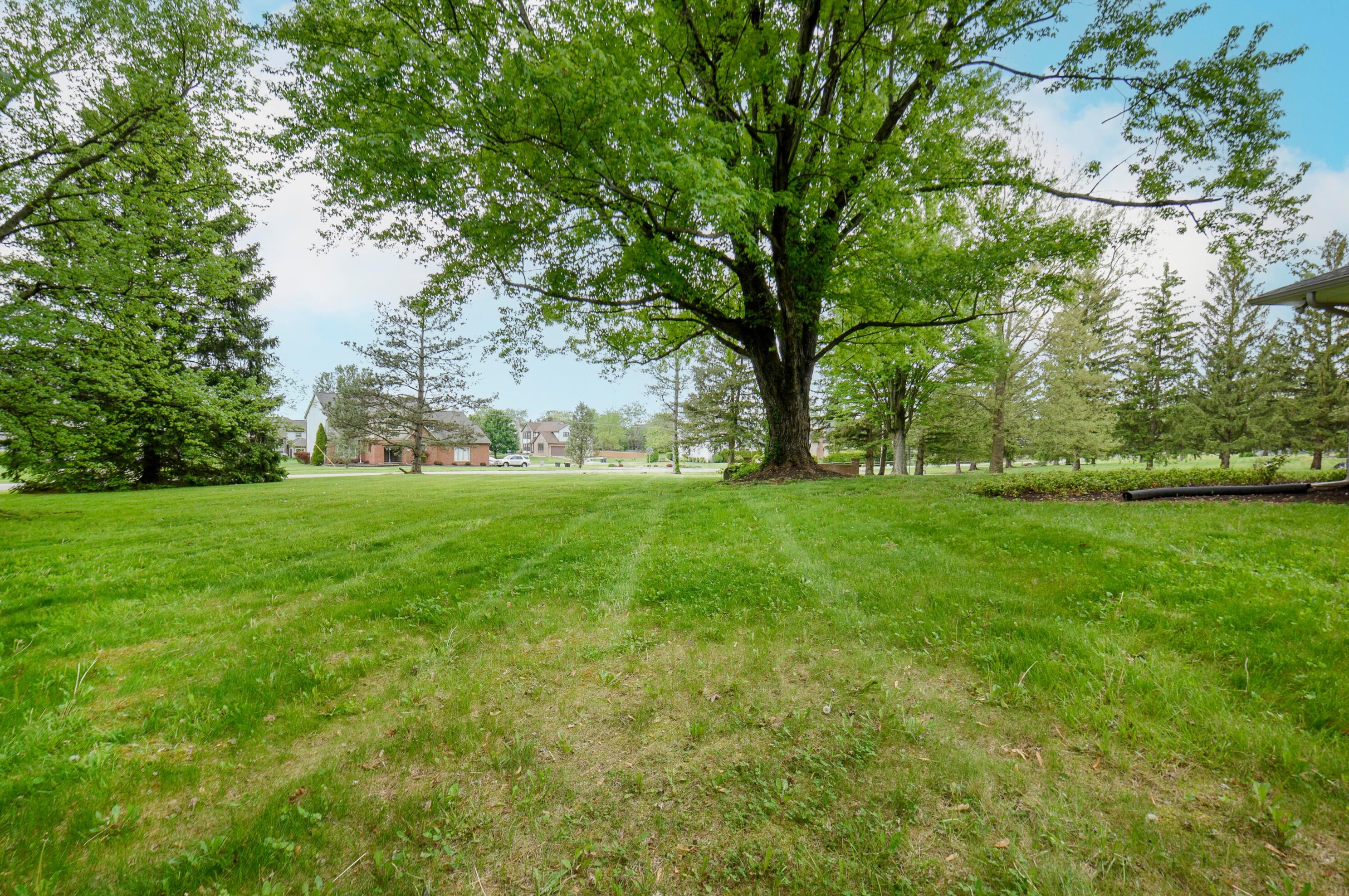 9475 Northchester Dr, Pickerington OH  43147-8971 exterior