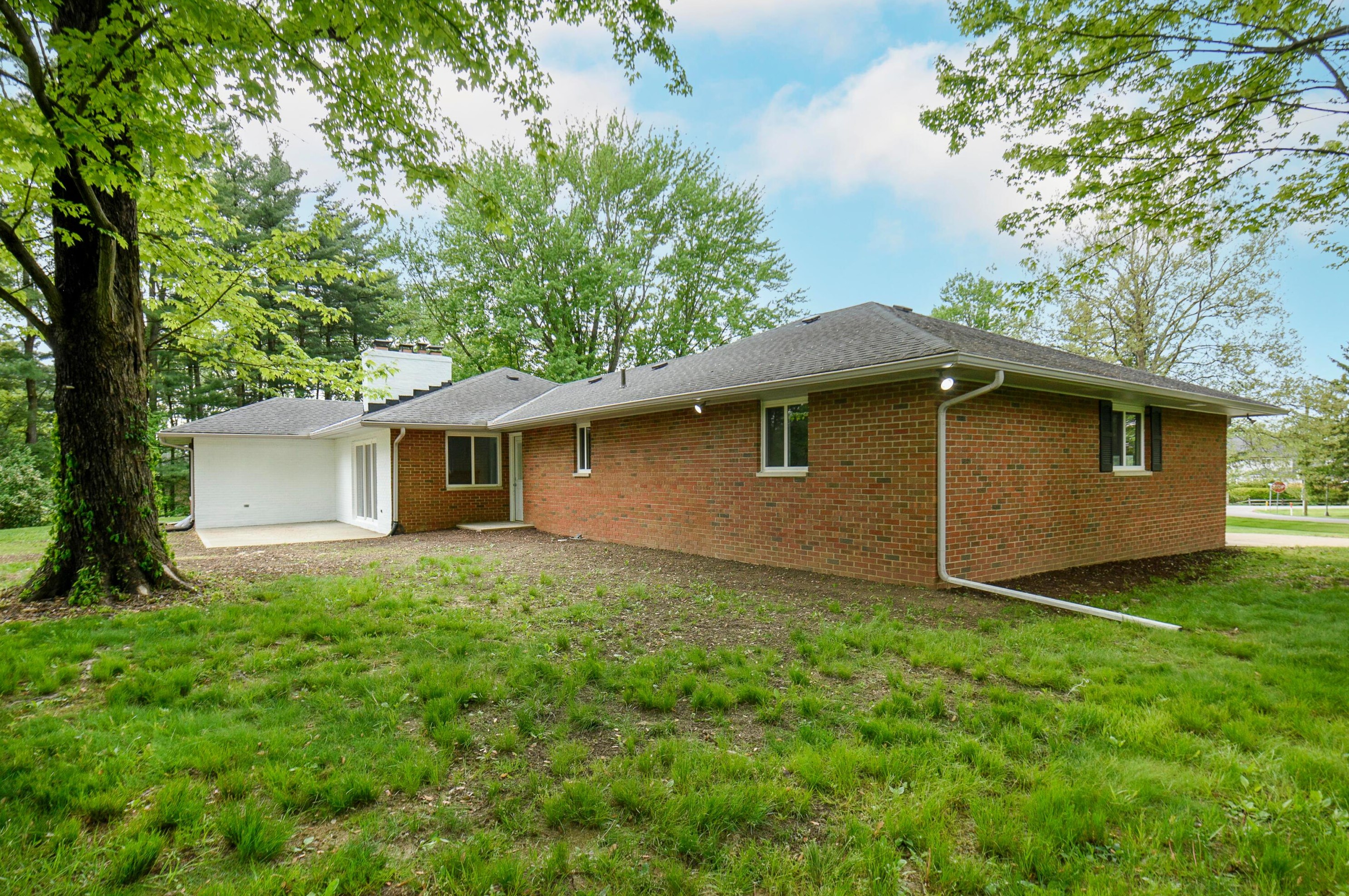 9475 Northchester Dr, Pickerington OH  43147-8971 exterior