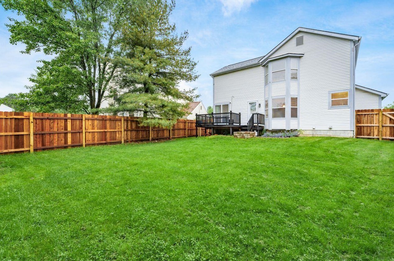 7677 Stow Acres Pl, Pickerington OH  43147-9043 exterior