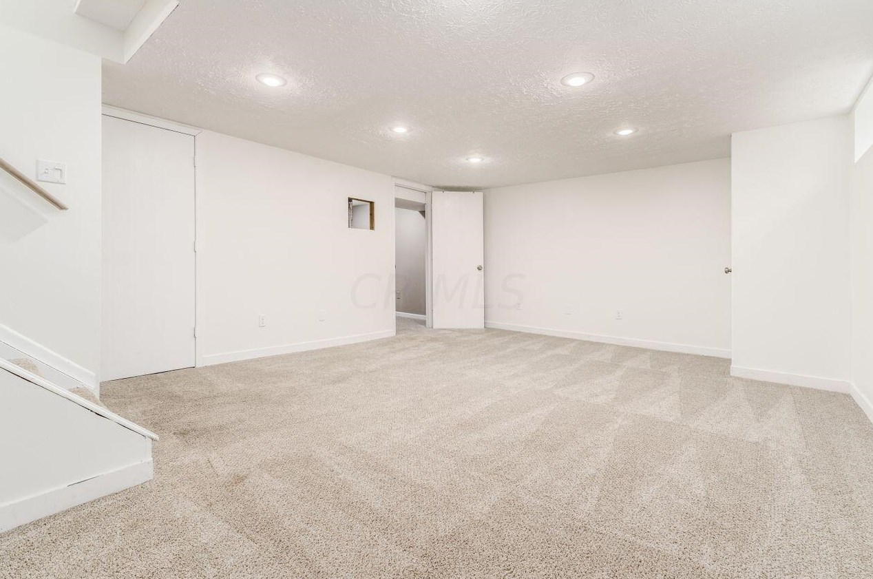 7677 Stow Acres Pl, Pickerington OH  43147-9043 exterior