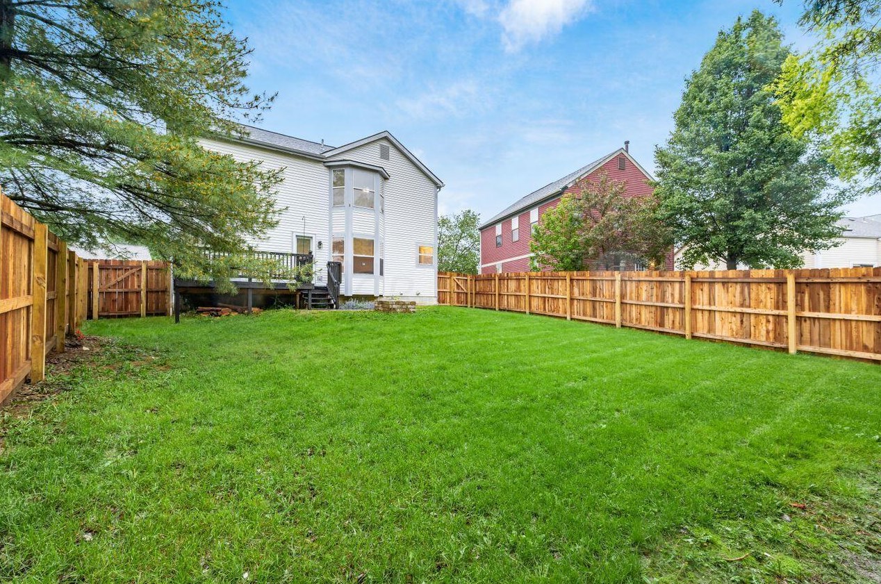 7677 Stow Acres Pl, Pickerington OH  43147-9043 exterior