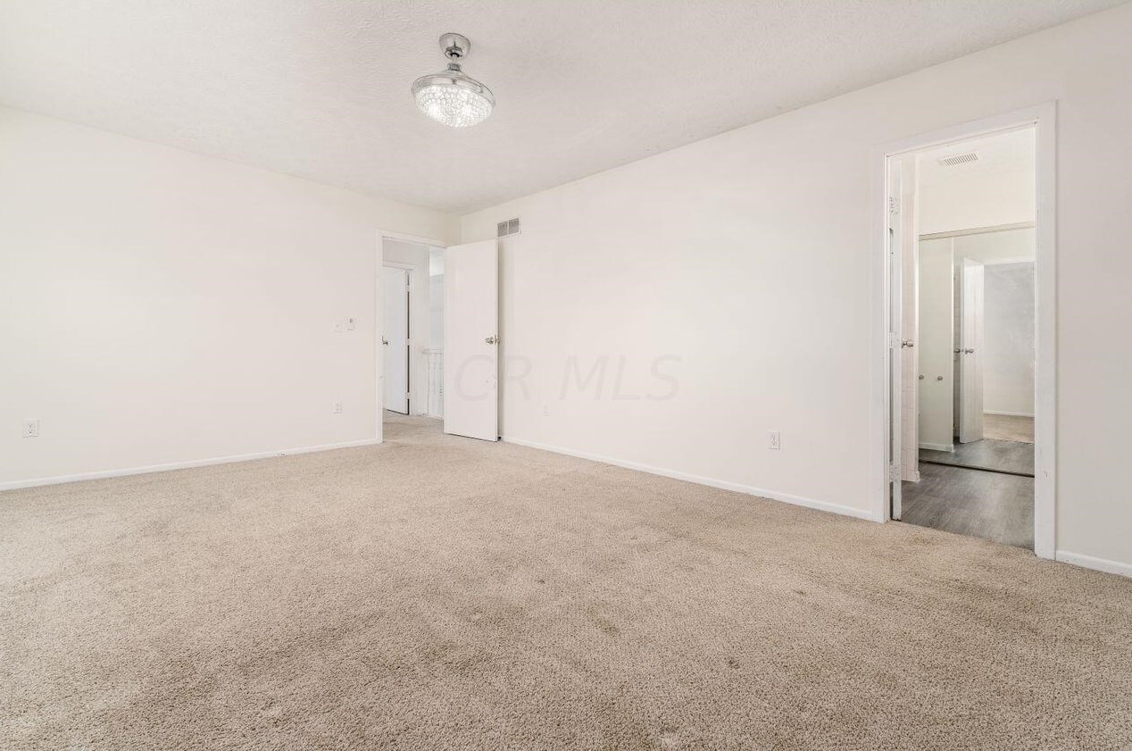 7677 Stow Acres Pl, Pickerington OH  43147-9043 exterior