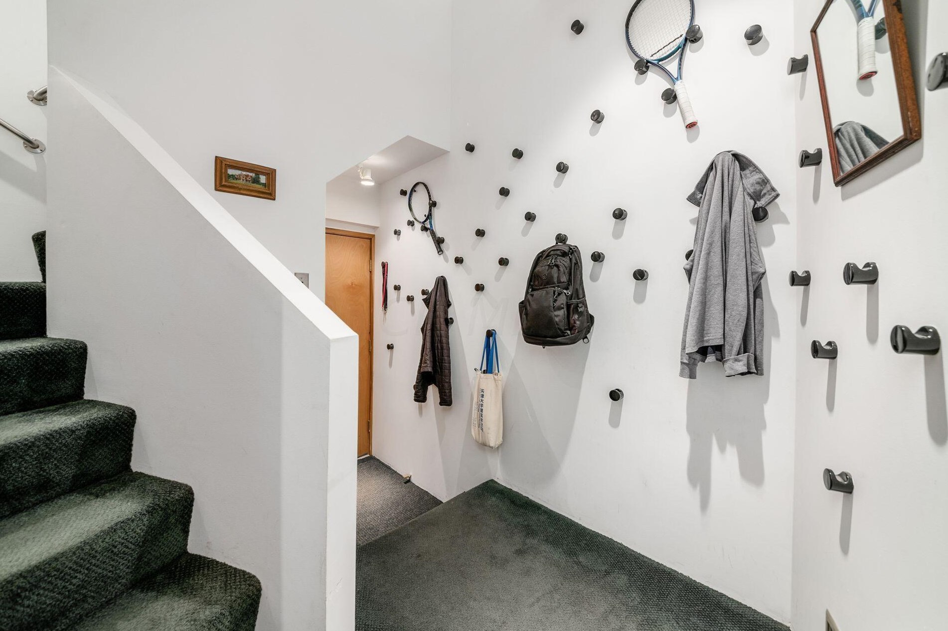 58 Warren St, Columbus OH 43215-1525 exterior