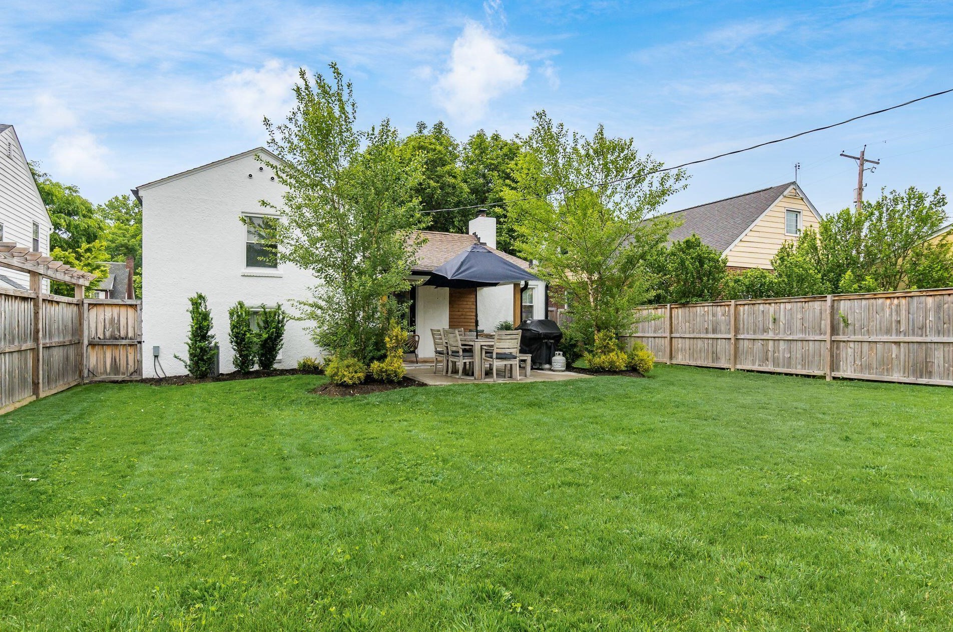 33 Beaumont Rd, Columbus OH 43214-2144 exterior