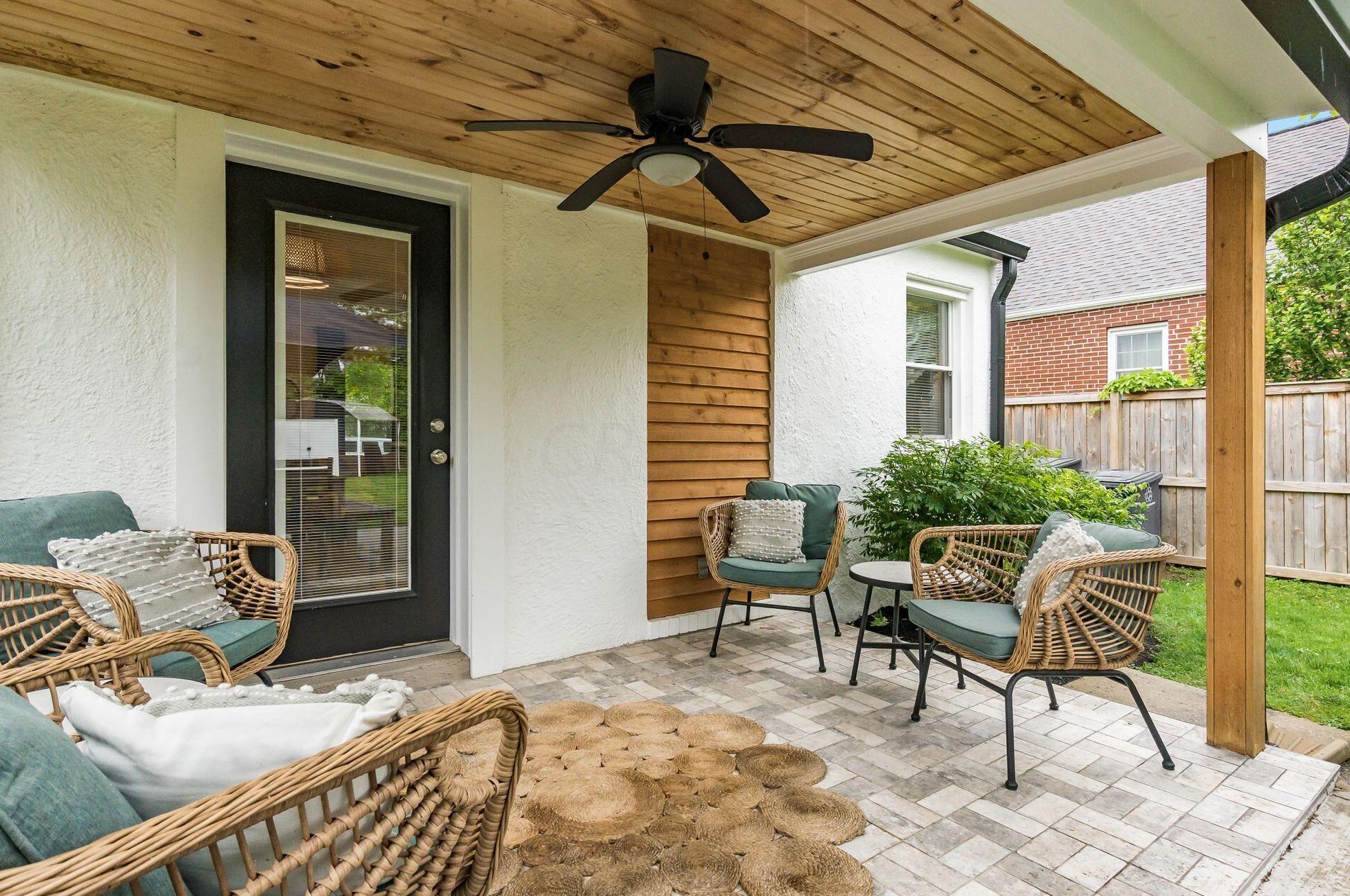 33 Beaumont Rd, Columbus OH 43214-2144 exterior