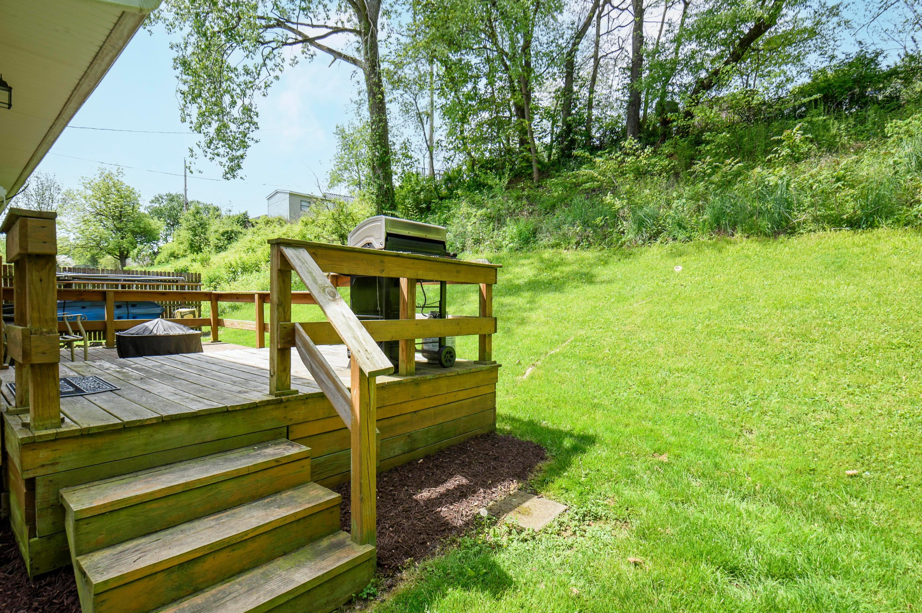 537 Brumfield Rd, Lancaster OH 43130-2801 exterior