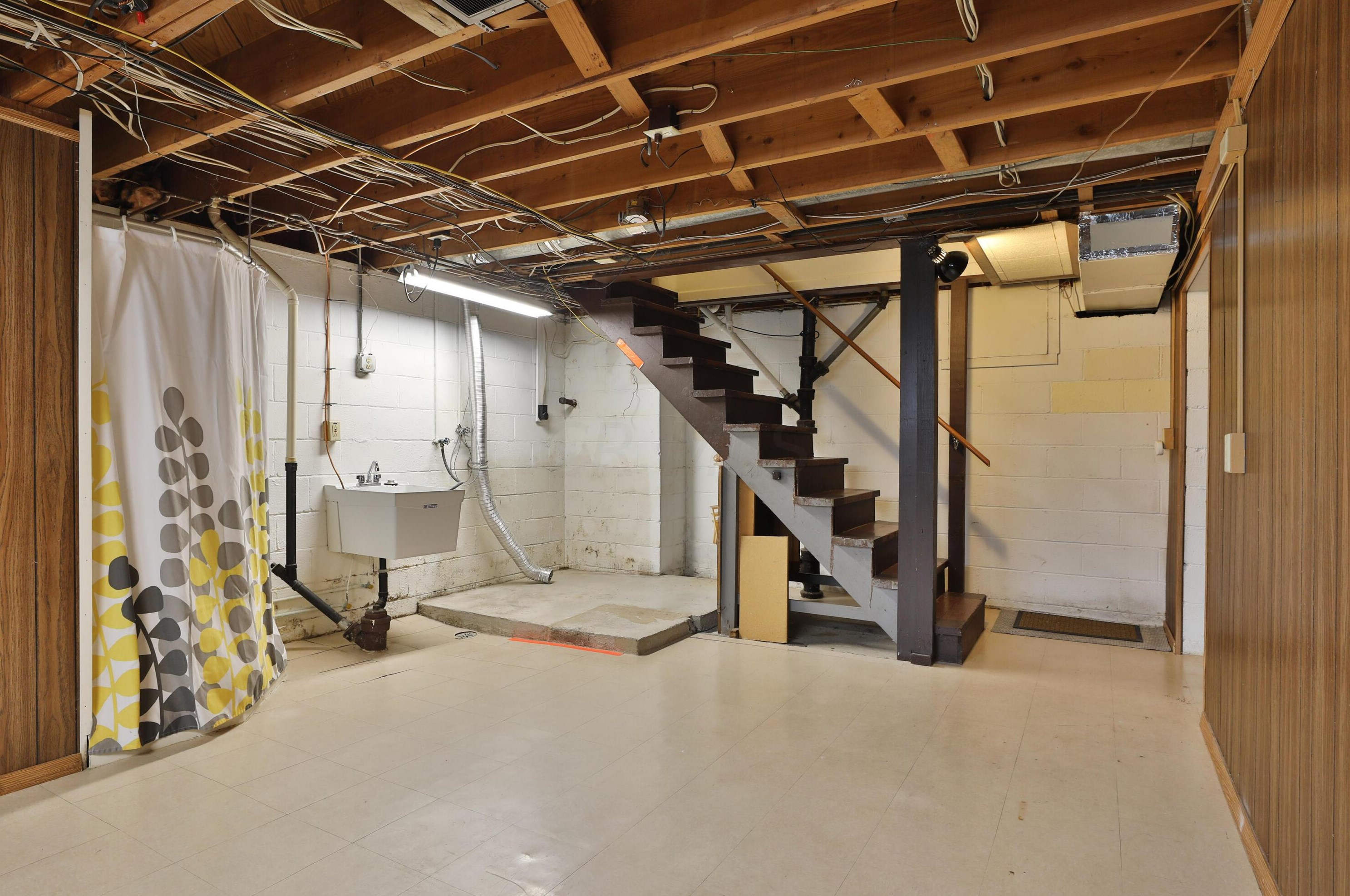 269 Kellner Rd, Columbus OH 43209-2044 exterior