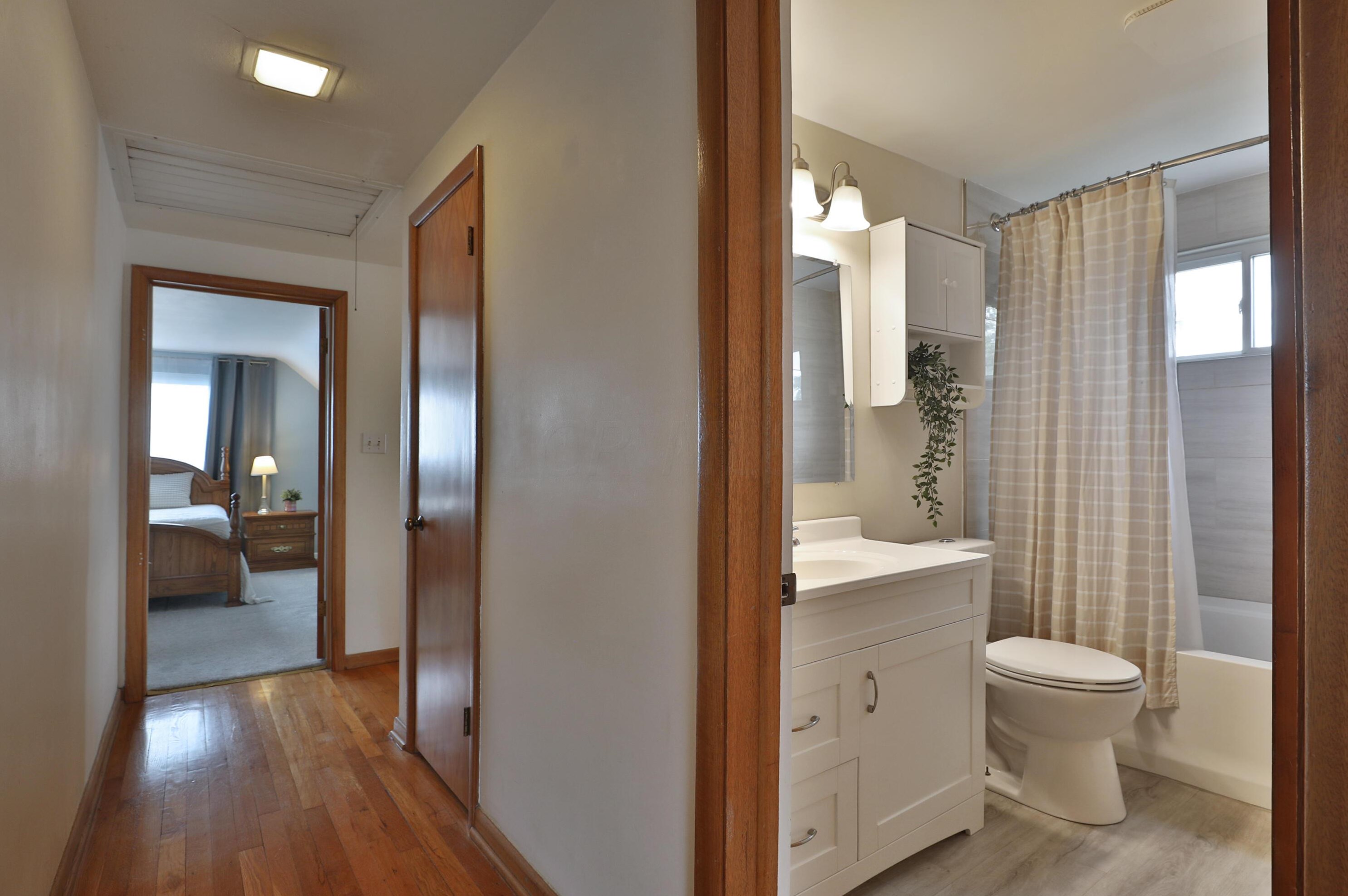 269 Kellner Rd, Columbus OH 43209-2044 exterior