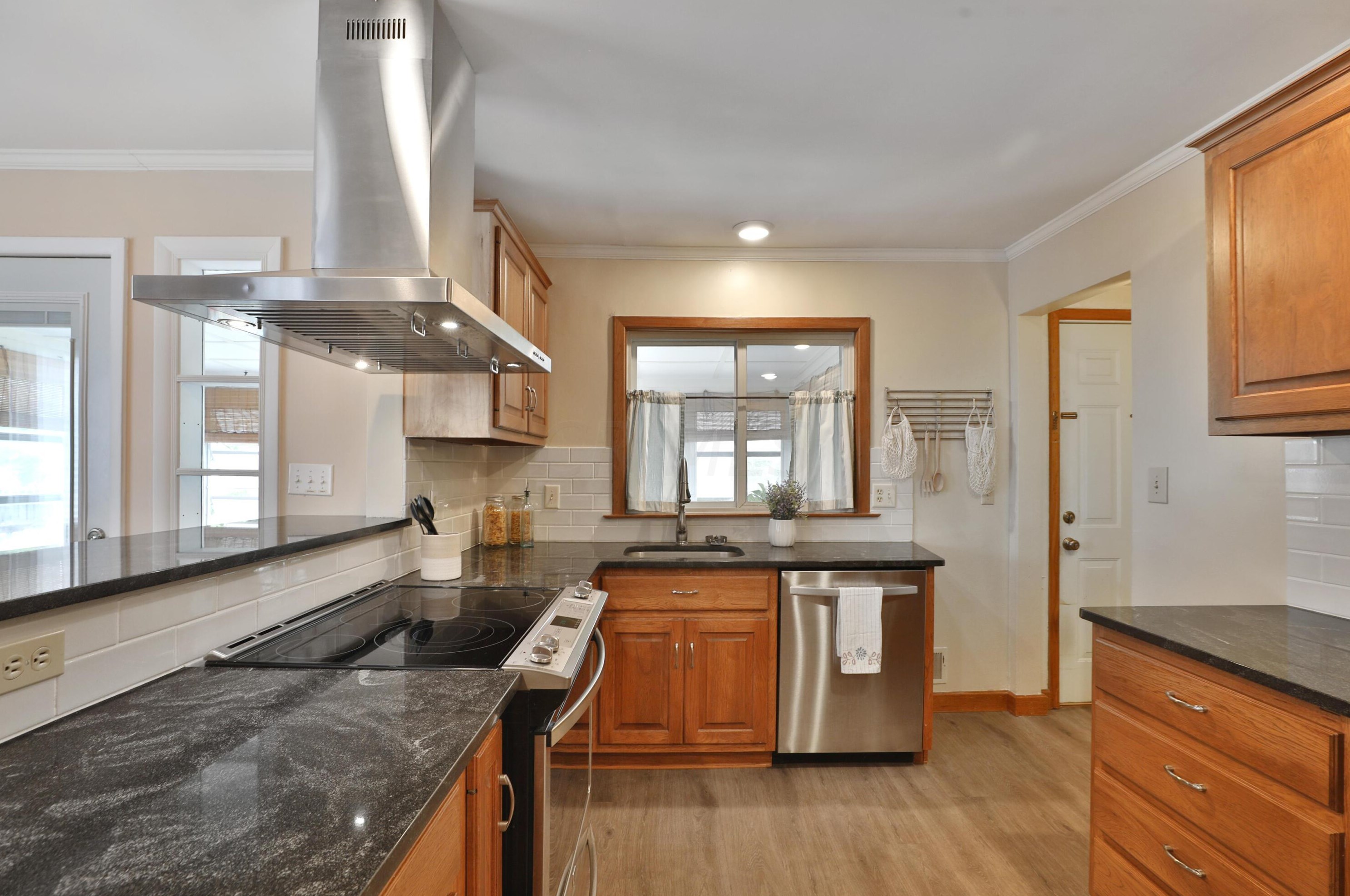 269 Kellner Rd, Columbus OH 43209-2044 exterior