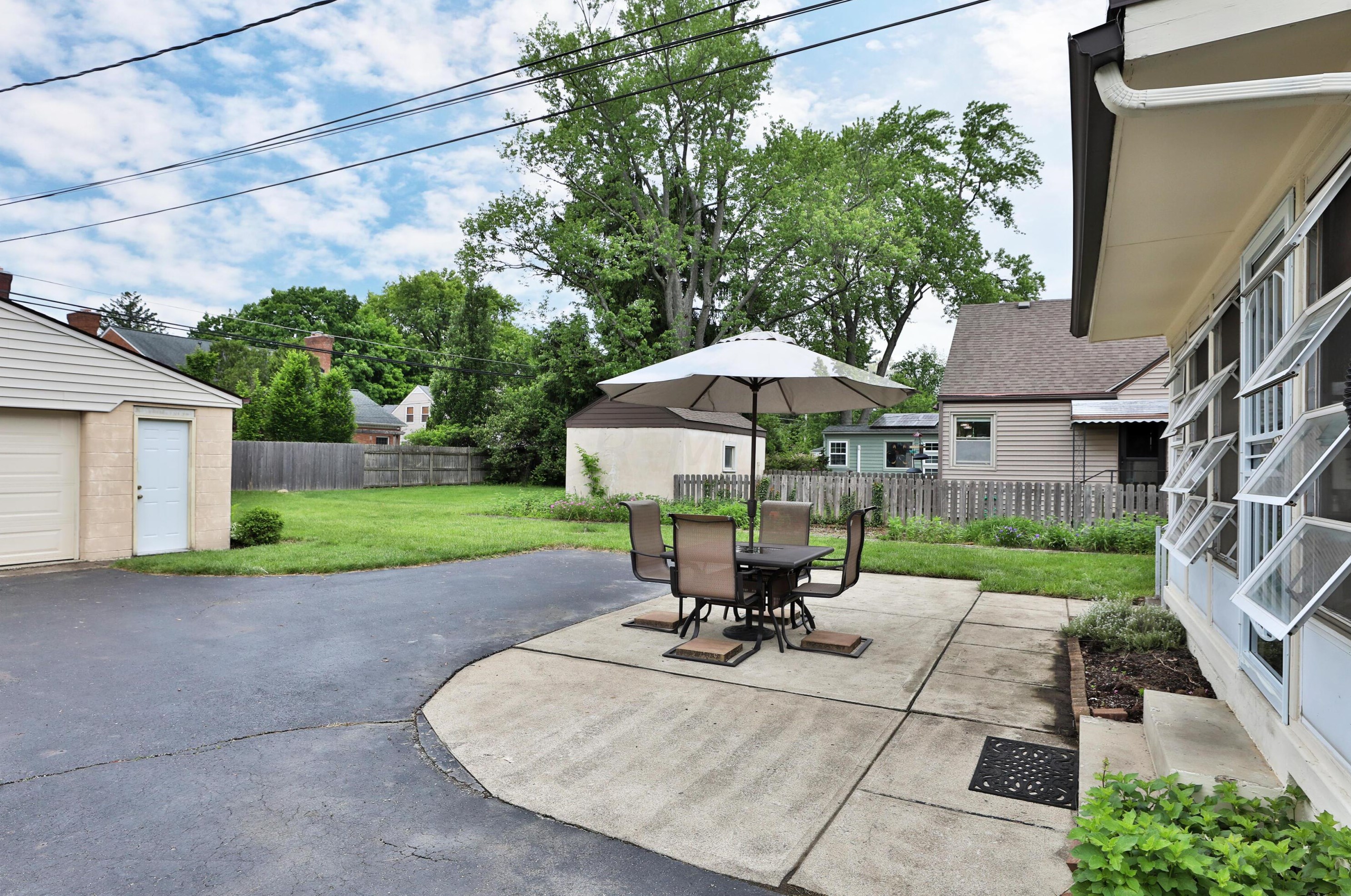 269 Kellner Rd, Columbus OH 43209-2044 exterior