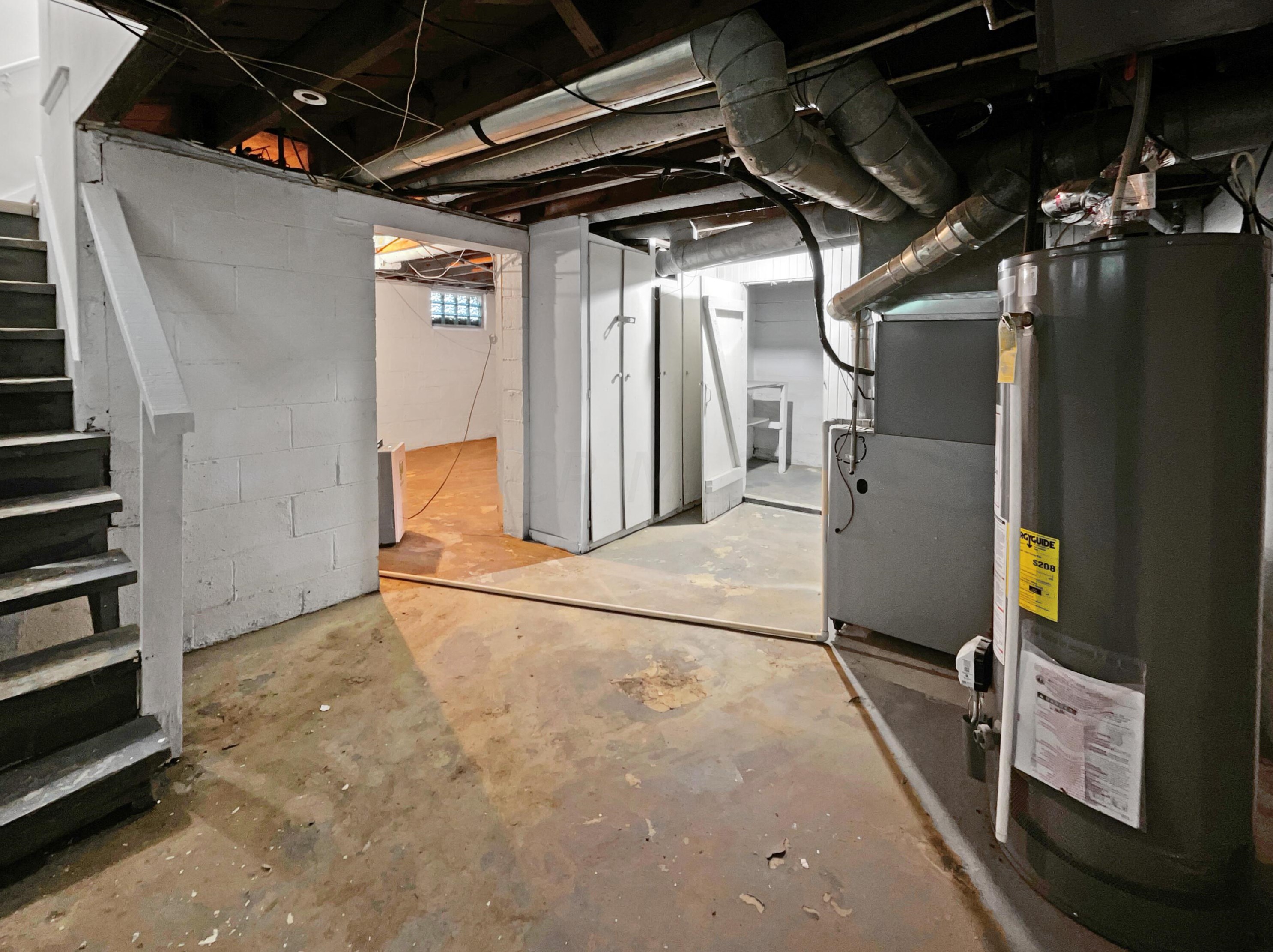 2363 Taylor Ave, Columbus OH 43203-1224 exterior