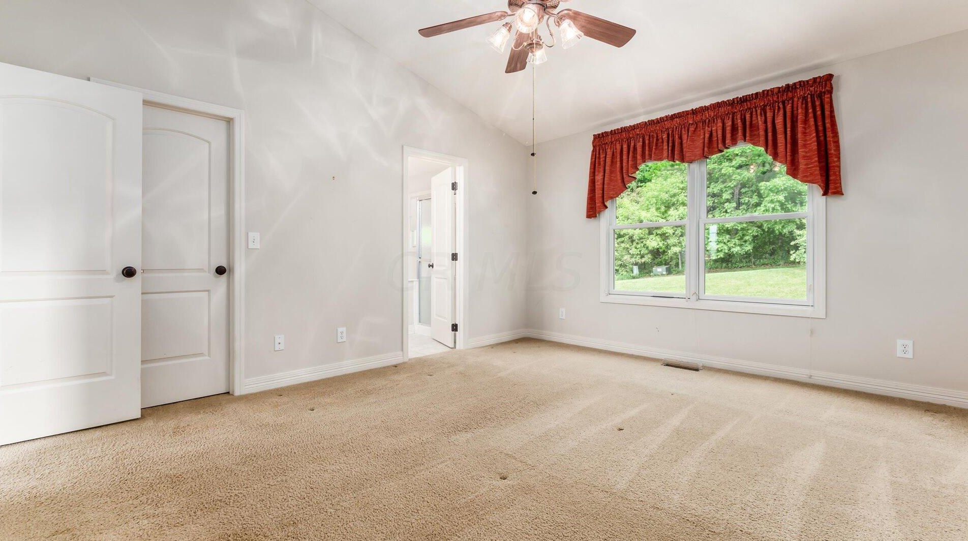 2411 Long Bow Ave, Lancaster OH 43130-8090 exterior