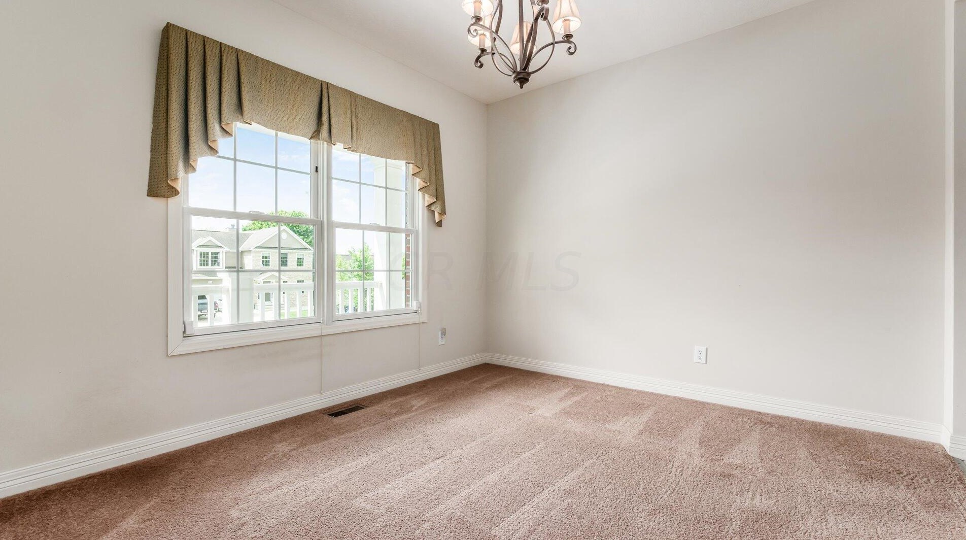 2411 Long Bow Ave, Lancaster OH 43130-8090 exterior