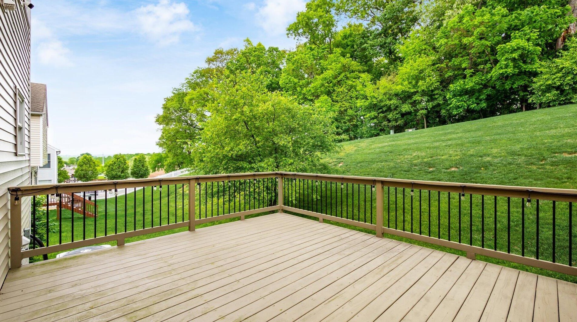 2411 Long Bow Ave, Lancaster OH 43130-8090 exterior