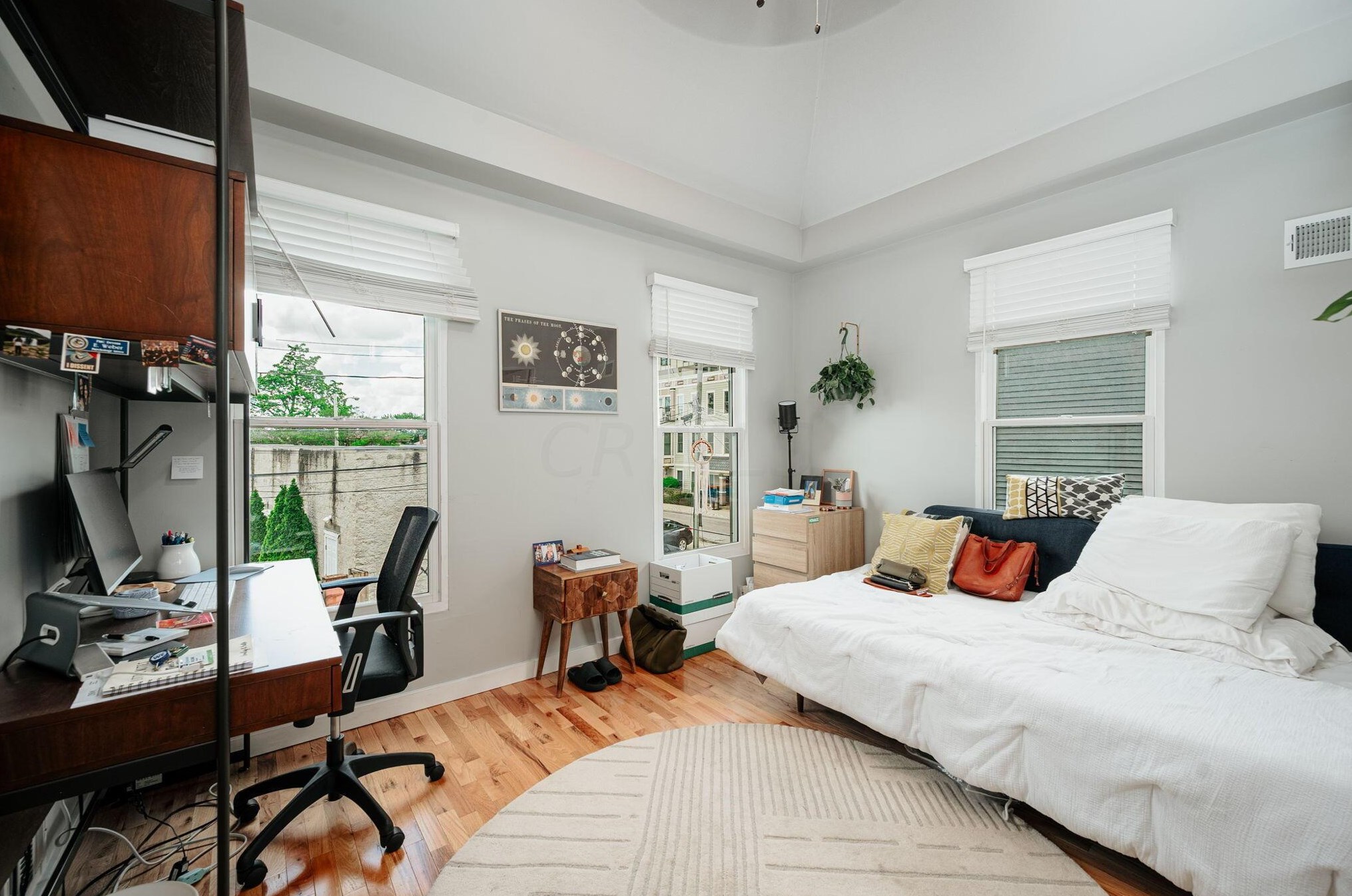 1151 Summit St, Columbus OH  43201-3516 exterior