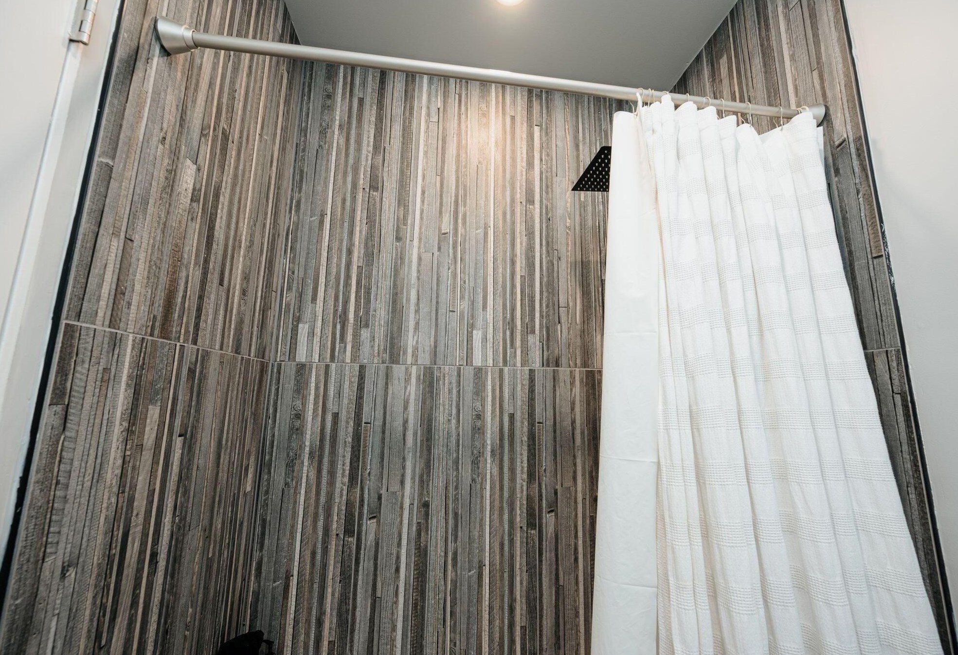 1151 Summit St, Columbus OH  43201-3516 exterior