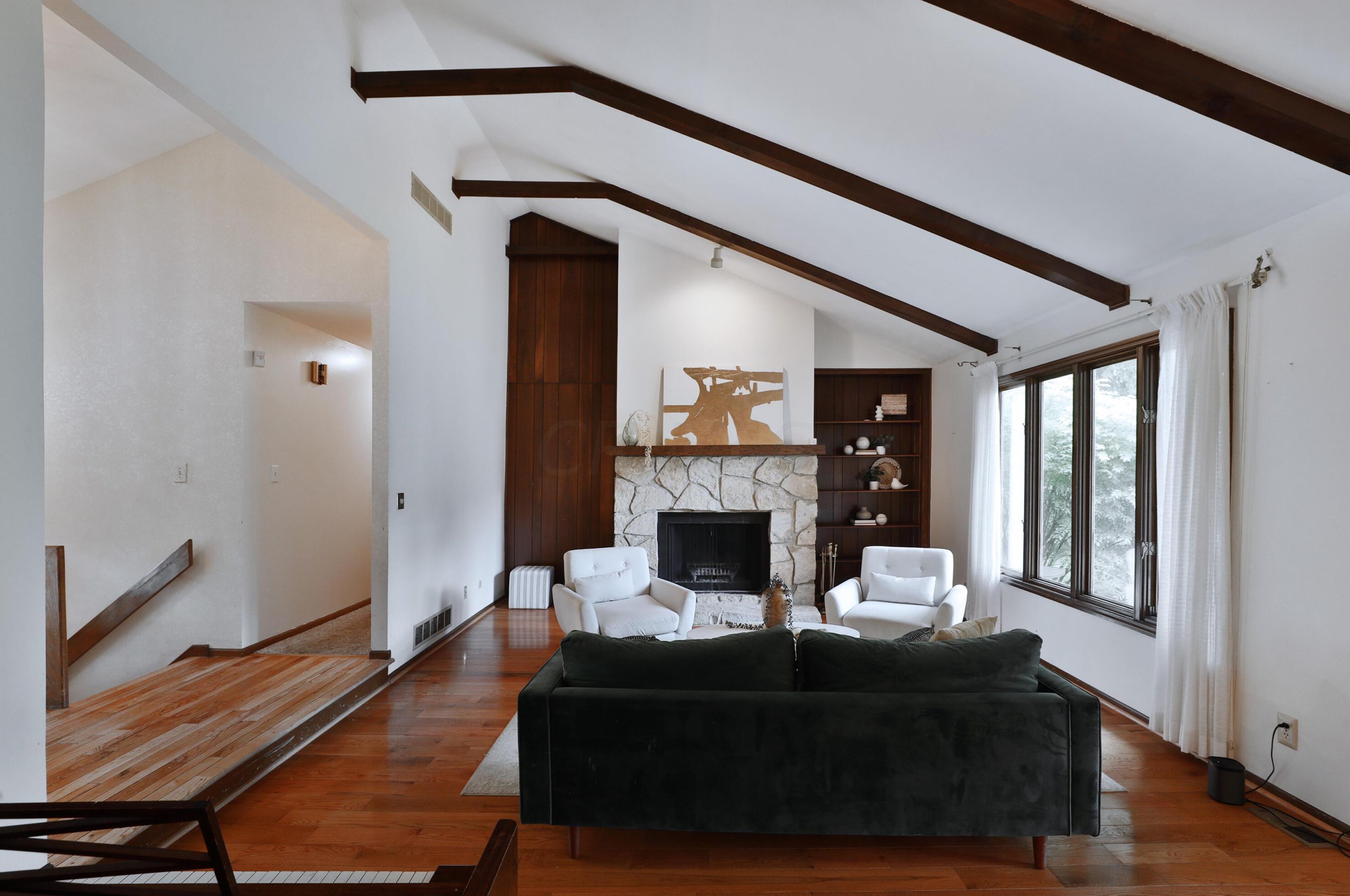 50 Walcreek Dr, Columbus OH  43230-2182 exterior