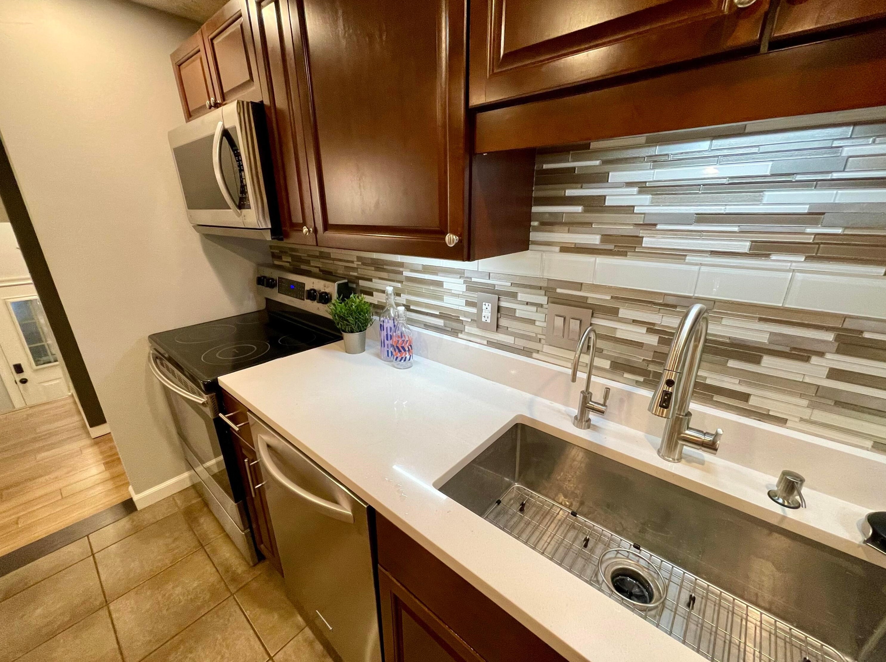 6287 Rosebay Ct, Westerville OH  43081-3719 exterior