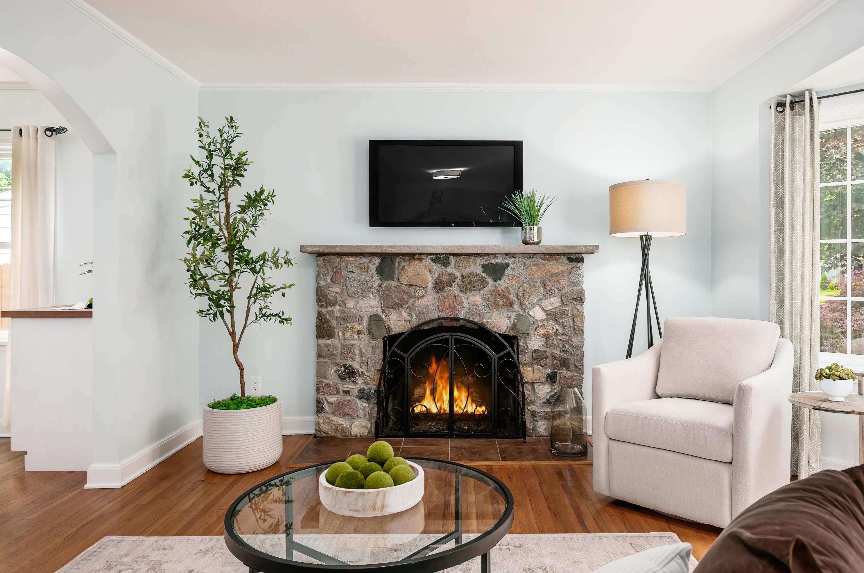 868 Vernon Rd, Columbus OH 43209-2469 exterior