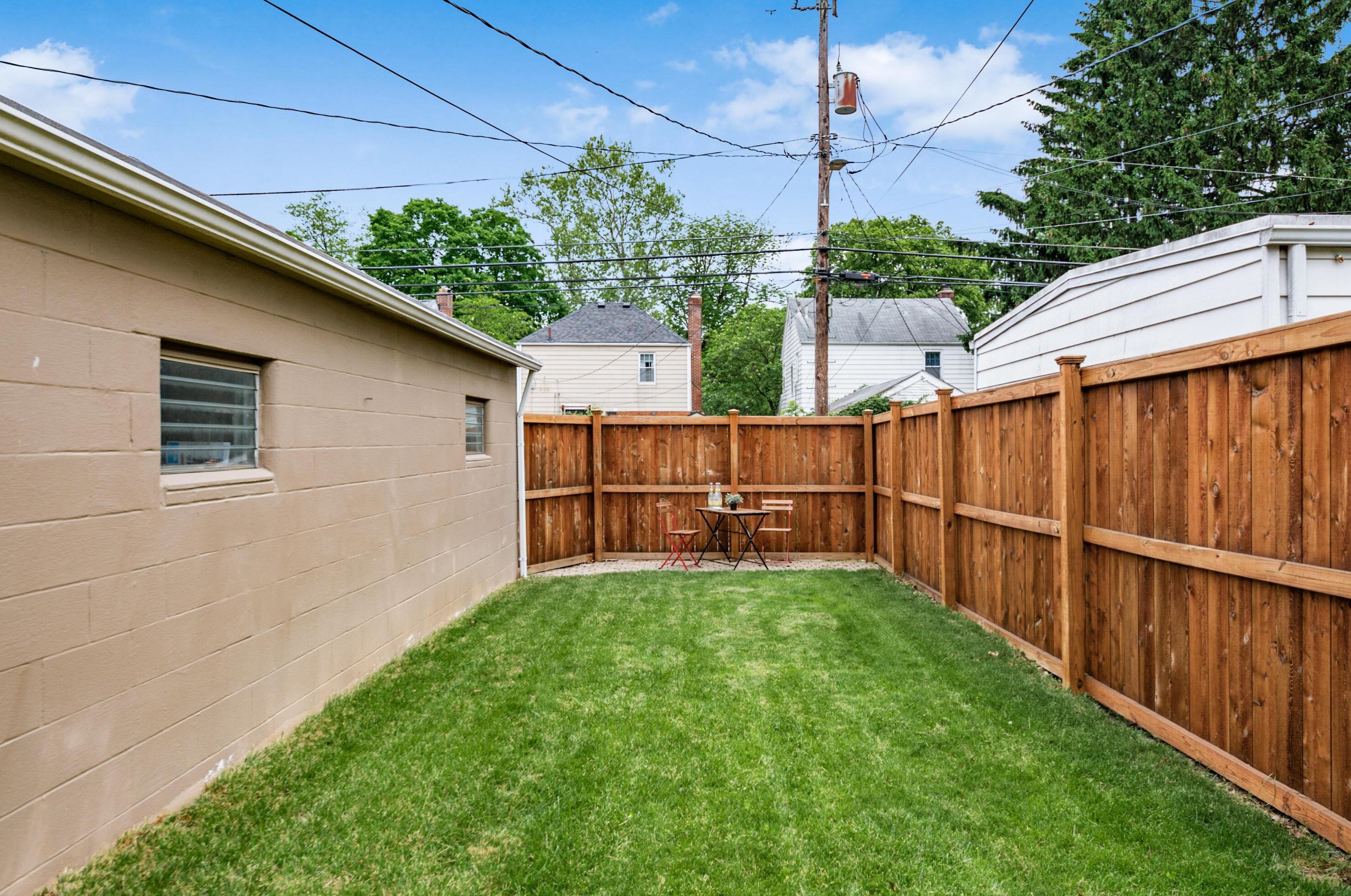 868 Vernon Rd, Columbus OH 43209-2469 exterior