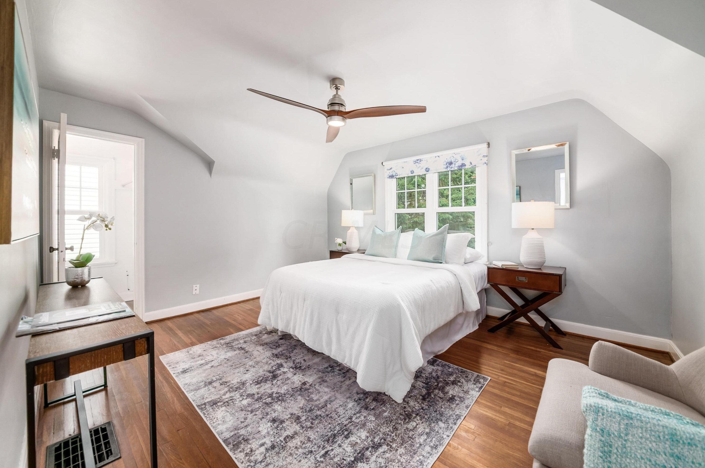 868 Vernon Rd, Columbus OH 43209-2469 exterior